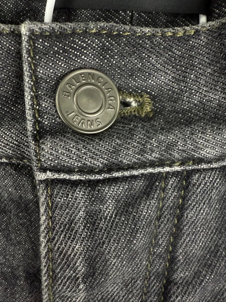 Balenciaga Balenciaga 22FW leather tag denim pants Size US 30 / EU 46 - 3 Thumbnail