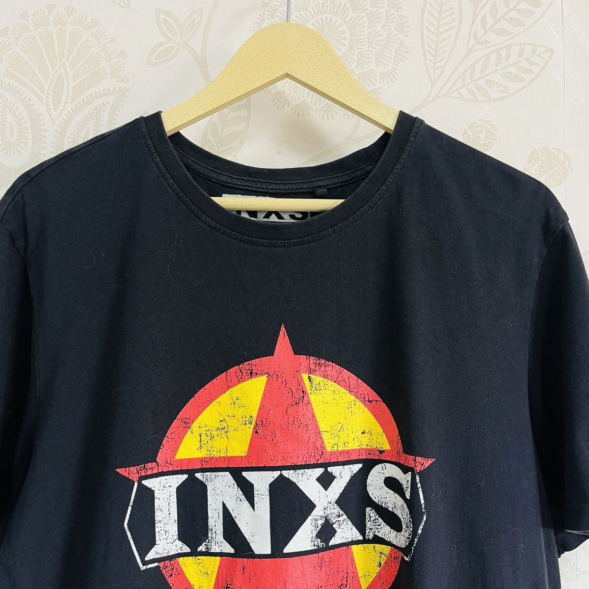 Band Tees INXS Rock Band 1977 TShirt Big Logo Printed Size US M / EU 48-50 / 2 - 17 Thumbnail