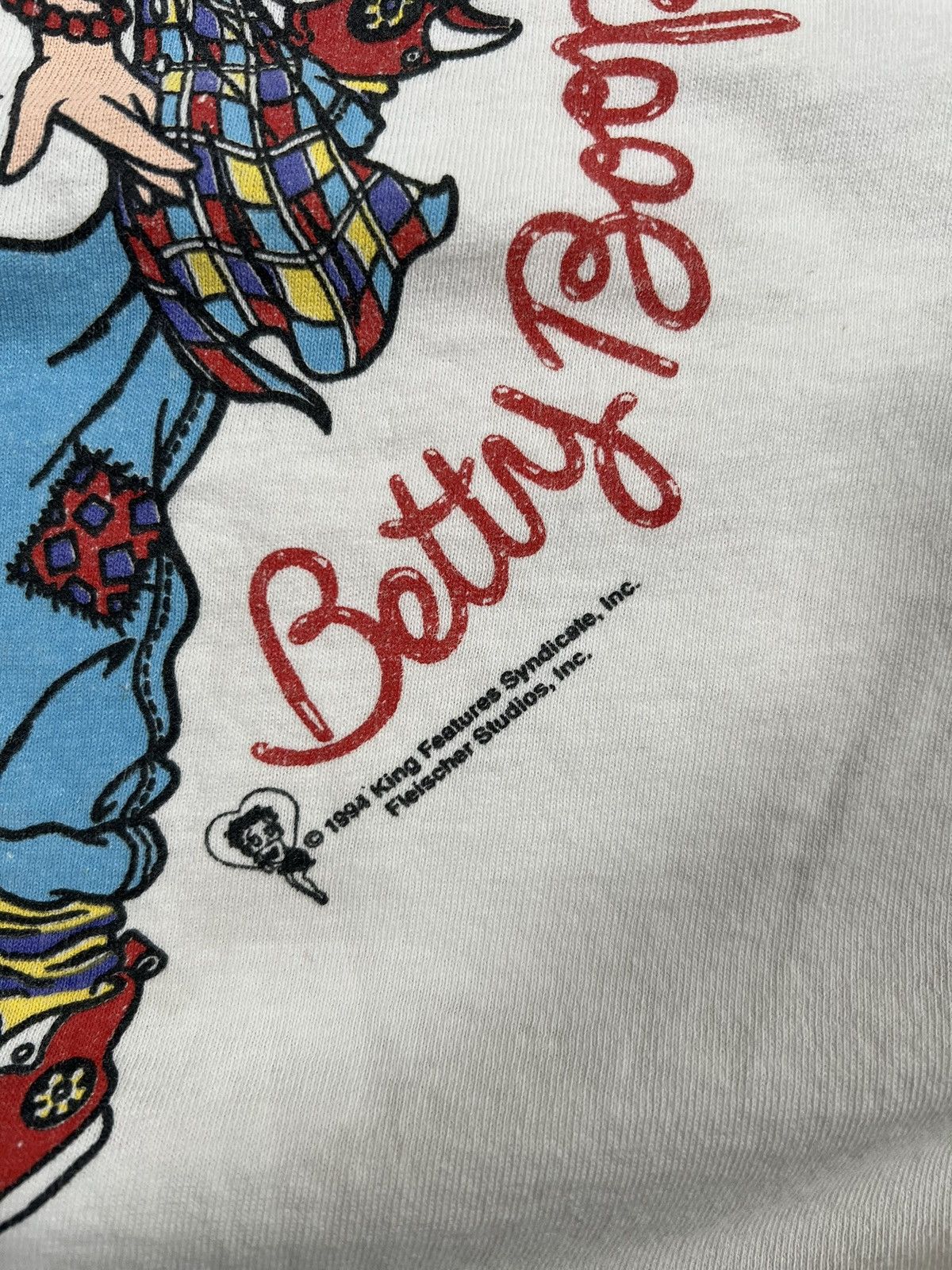 Vintage Vintage 90s Thrashed Archival Betty Boop Single Stitch Tee Size US S / EU 44-46 / 1 - 7 Thumbnail