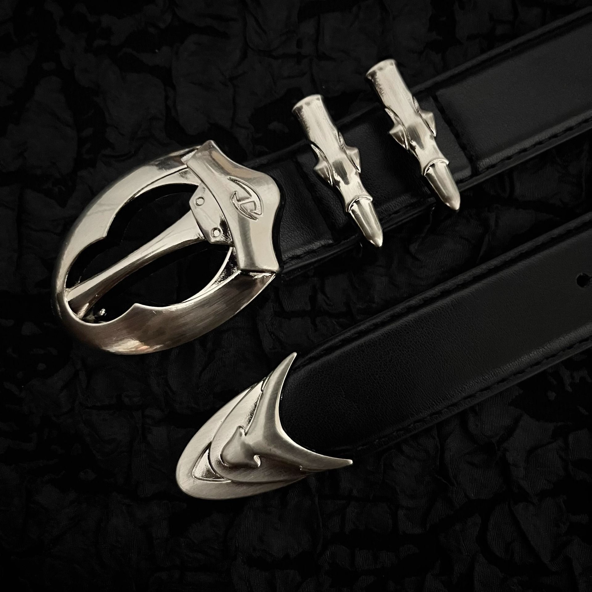 Designer New Design Vintage Belt Riveted Belts Menswear Accessories Size ONE SIZE - 3 Thumbnail