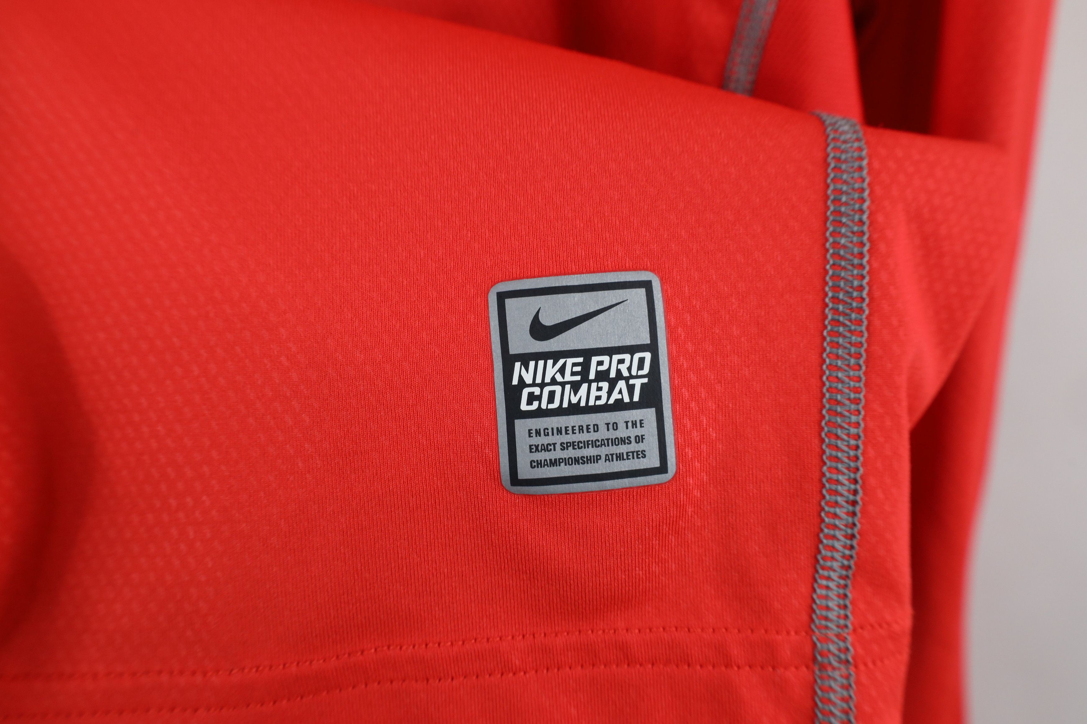 Nike × Vintage Nike Pro Combat Hypercool Training Long Sleeve T-Shirt Red Size US XL / EU 56 / 4 - 5 Thumbnail