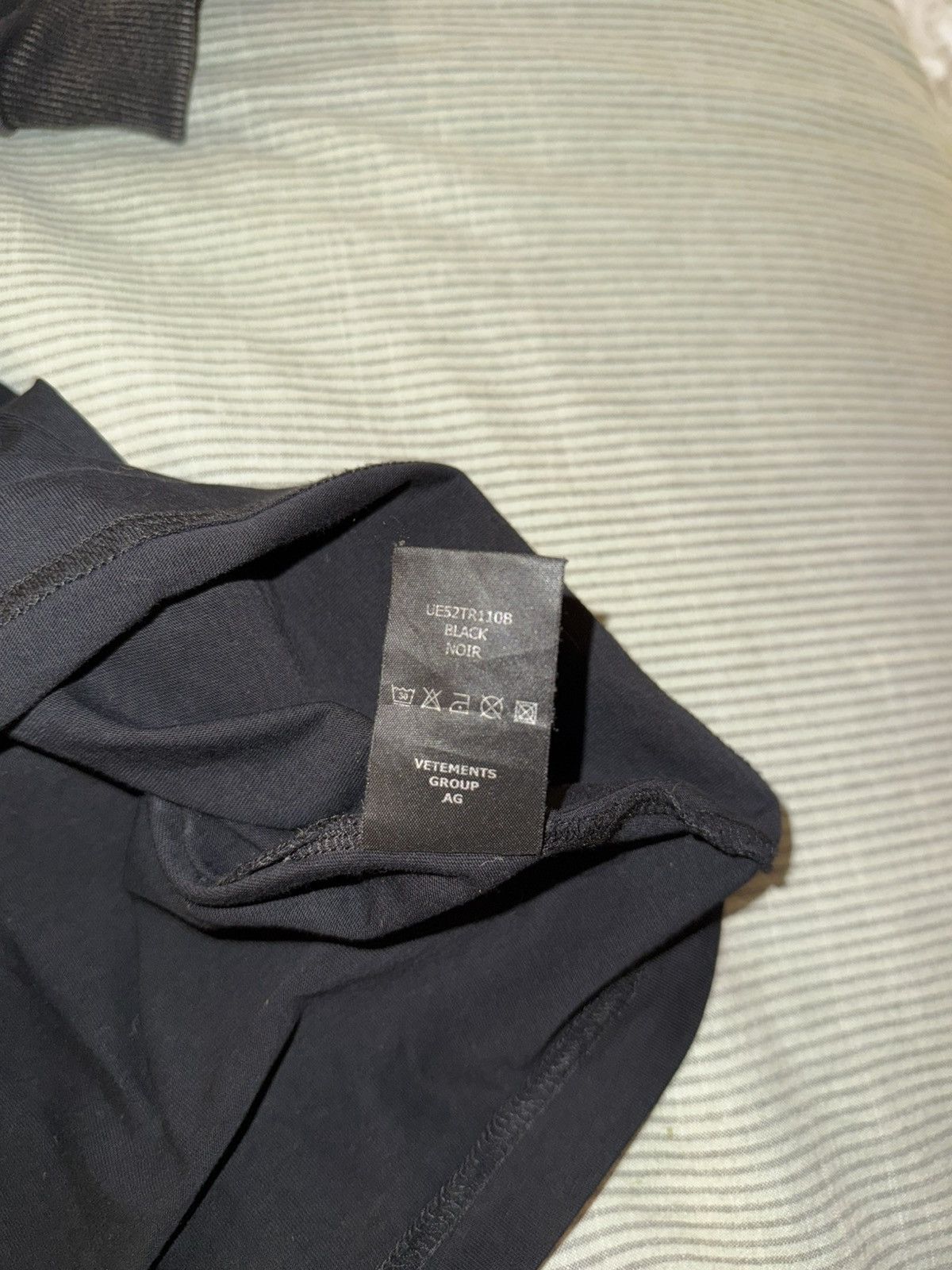 Vetements GLOBAL MIND FUCK SHIRT Size US S / EU 44-46 / 1 - 7 Thumbnail