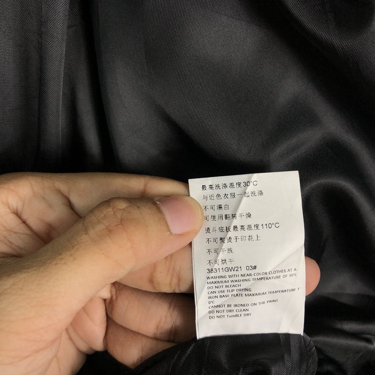 Japanese Brand 🔥Rare Cropped Streetwear Style Soft Polyester Jacket Black Size US L / EU 52-54 / 3 - 14 Thumbnail