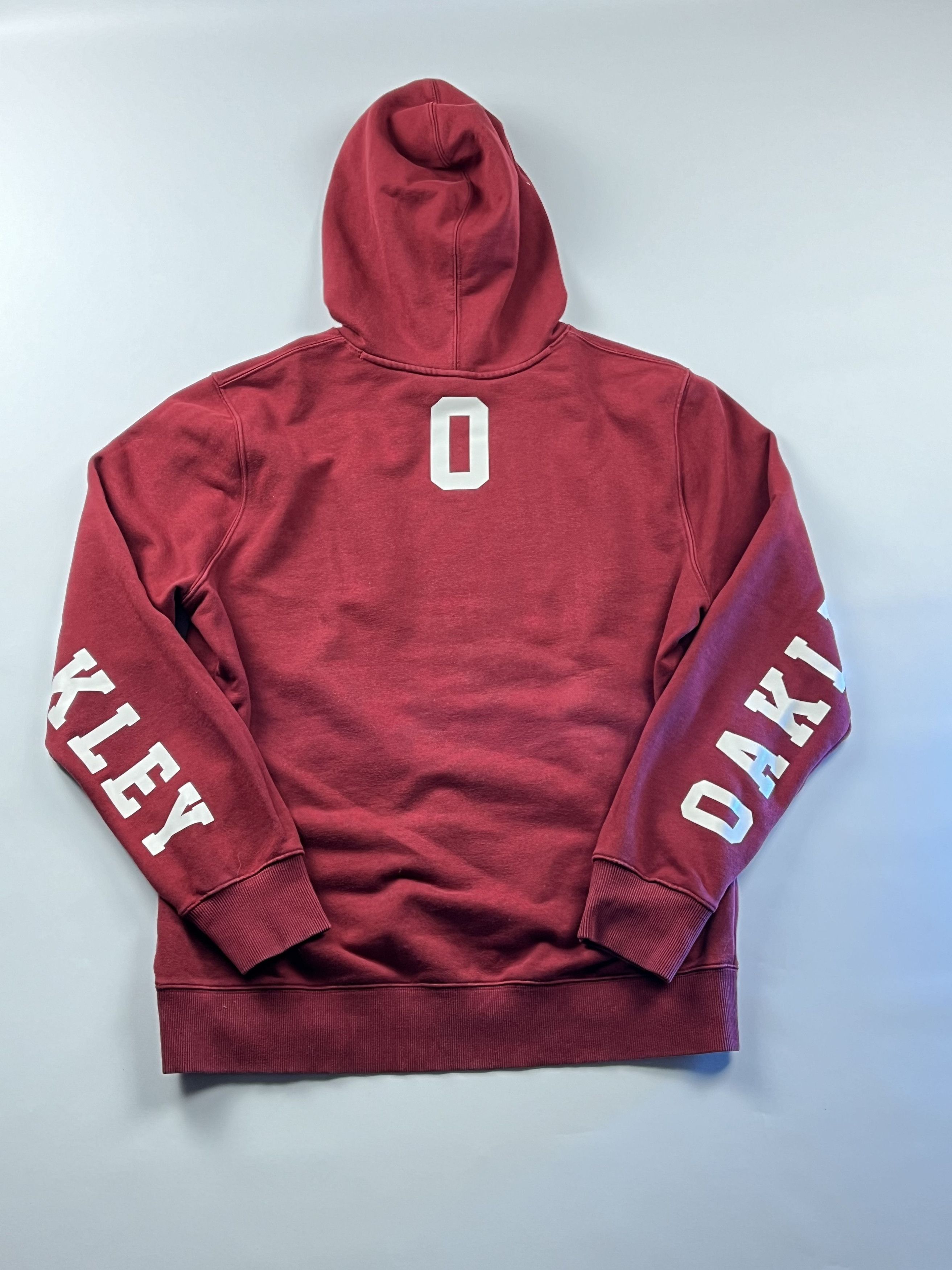 Oakley × Vintage Vintage Inspired Oakley Bordeaux Hoodie White Arm Graphics Size US XL / EU 56 / 4 - 2 Thumbnail