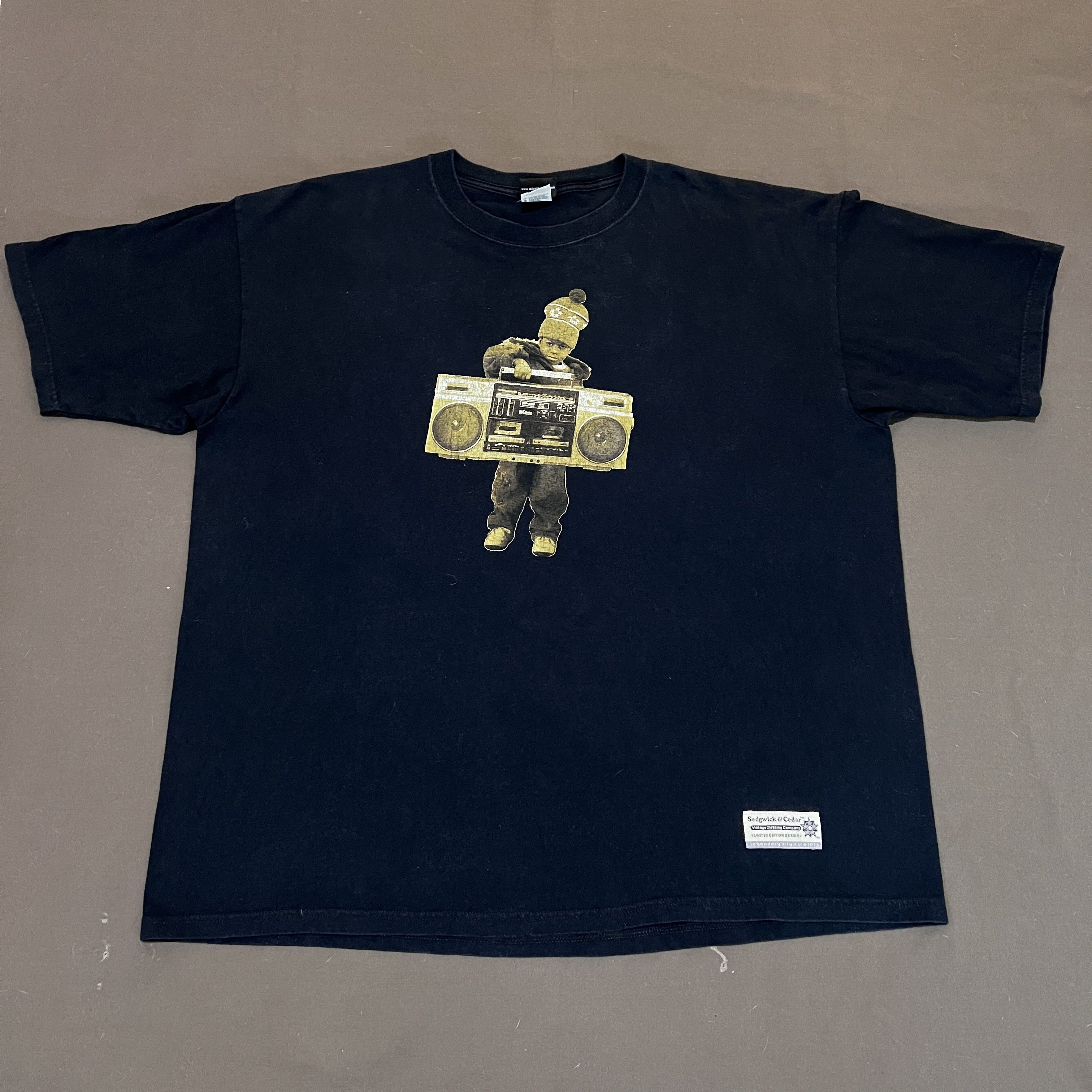 Rap Tees × Vintage Vintage Y2K Sedgwick & Cedar 73 Oldschool hiphop Rap Tee 3XL Size US XXL / EU 58 / 5 - 2 Thumbnail