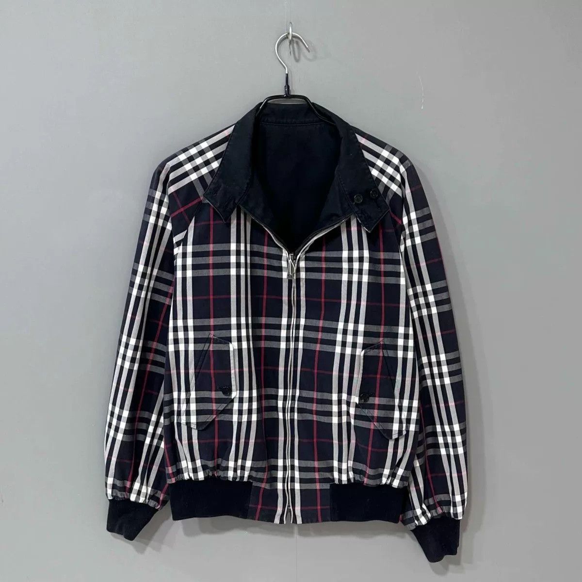 Burberry Burberry Reversible Plaid Nylon Coat Size US M / EU 48-50 / 2 - 1 Thumbnail
