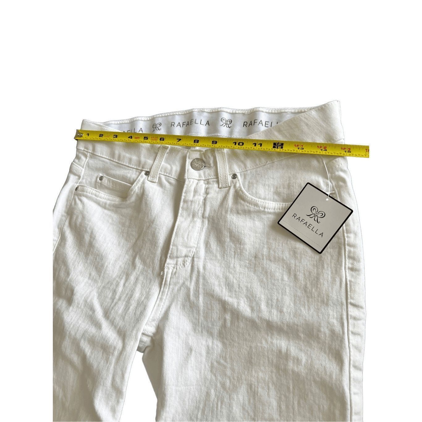 Other RAFAELLA WHITE DENIM CUFFED BERMUDA SHORT Size 6 Size 27" / US 4 / IT 40 - 3 Thumbnail
