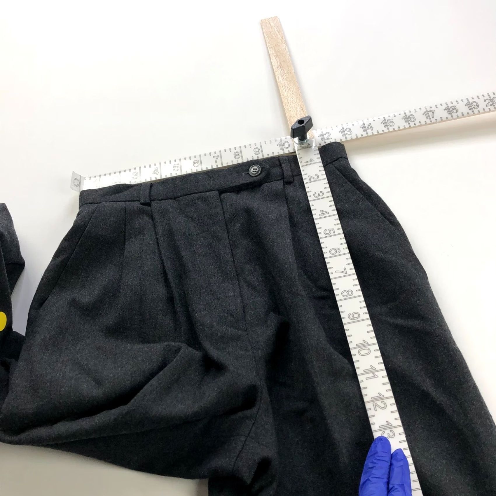 Talbots Talbots Dress Pants Gray 100% Wool High Rise Regular Inseam 28in Front Pockets VINTAGE NOT HOLE (4) Womens XL? Size 27" / US 4 / IT 40 - 7 Thumbnail
