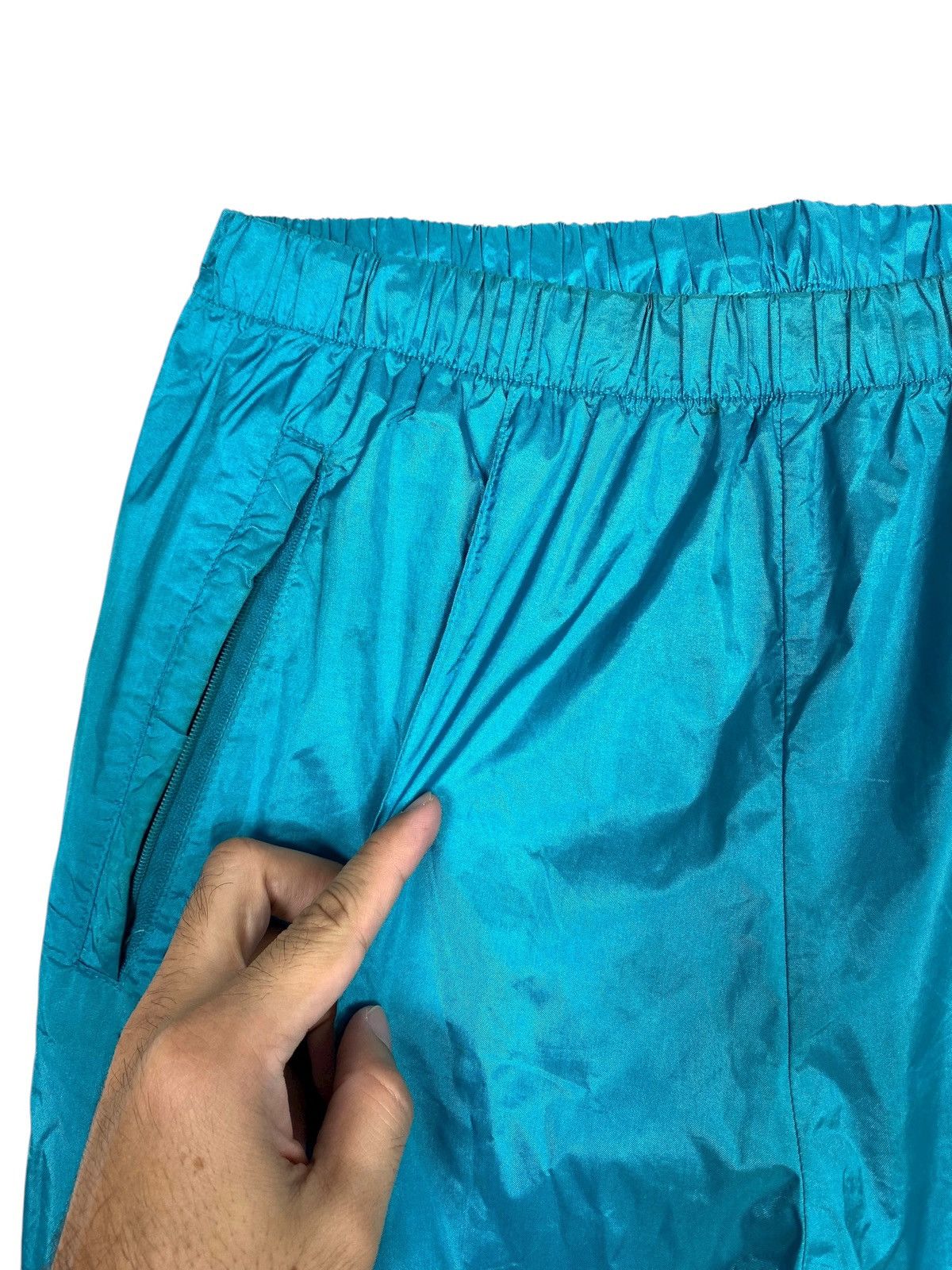 Asics Rare‼️ Vintage Asics Track Pants Embroidery Small Logo Size US 30 / EU 46 - 9 Thumbnail
