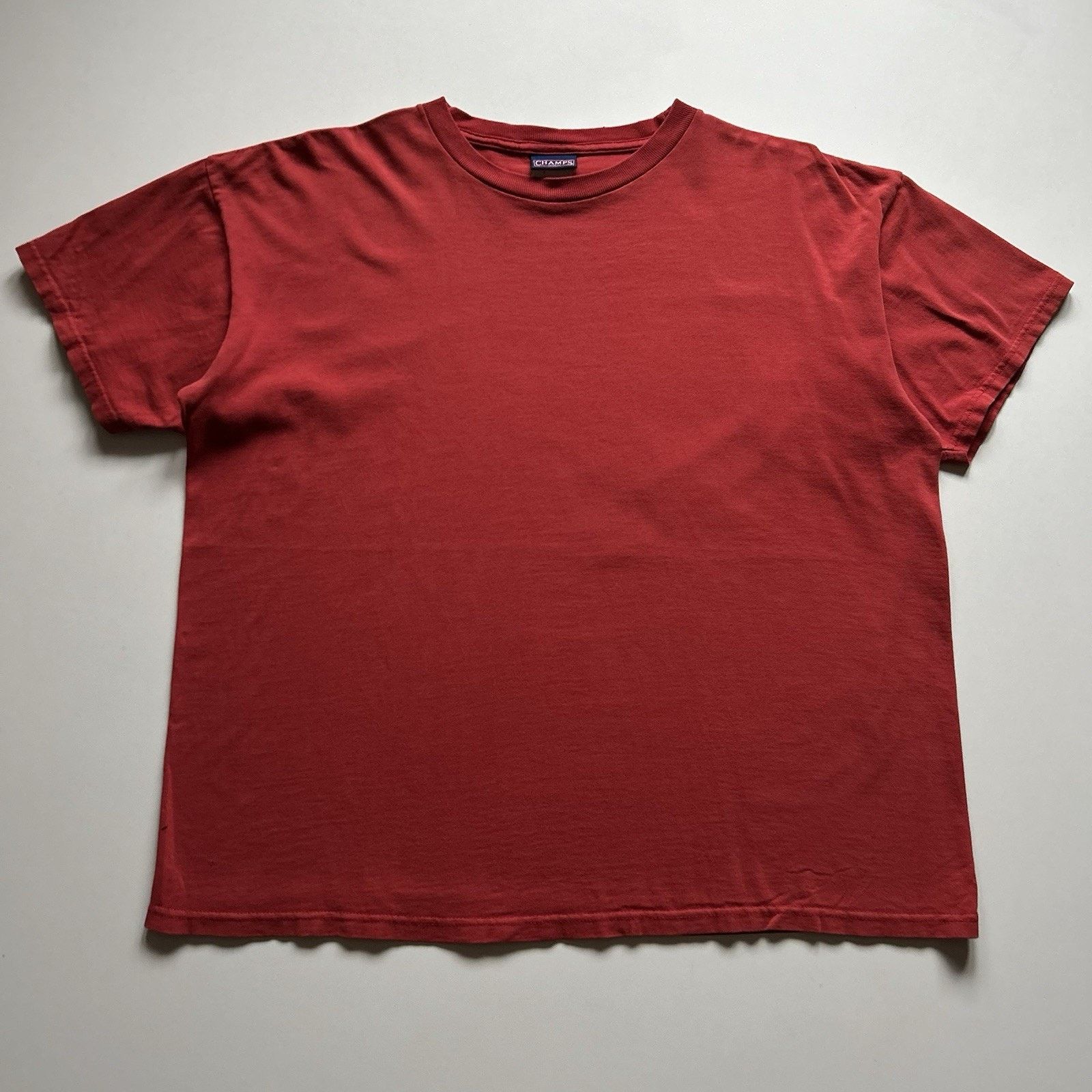 Vintage Vintage Sun Faded Red Blank T-Shirt Sz XL Y2K Champs Sports Size US XL / EU 56 / 4 - 1 Thumbnail
