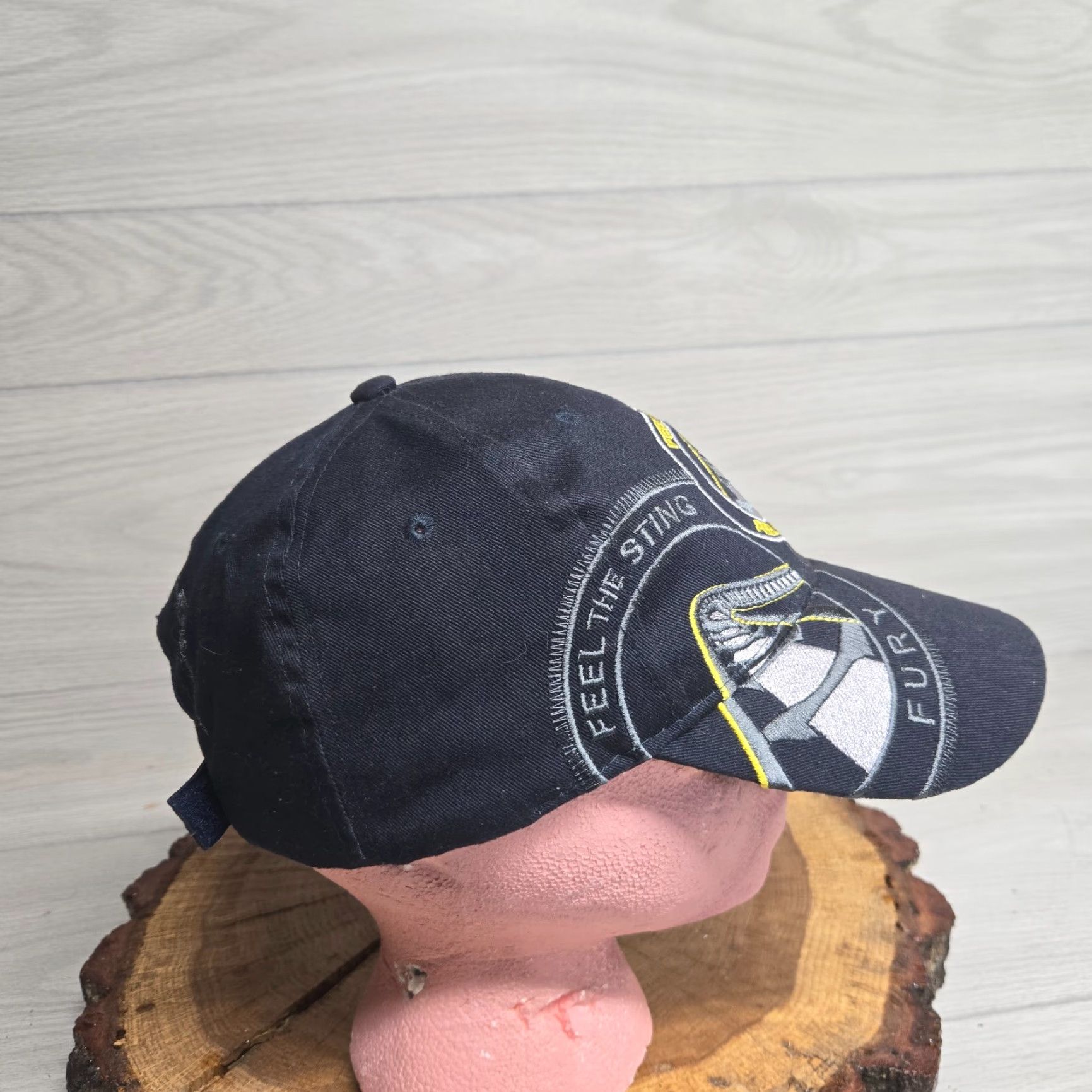 Vintage Carowinds Adjustable Black Baseball Cap Hat Unisex Adults Outdoor Adventure Size ONE SIZE - 2 Thumbnail