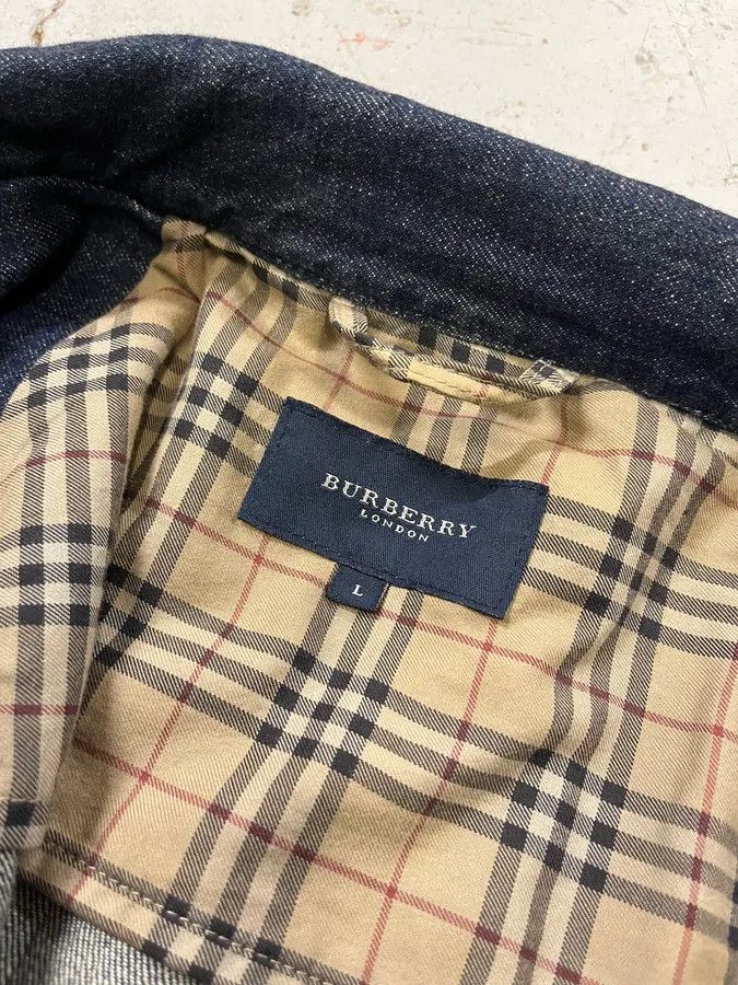 Burberry Burberry Dark Contrast Stitch Navy Denim Bomber Jacket Size US M / EU 48-50 / 2 - 10 Thumbnail