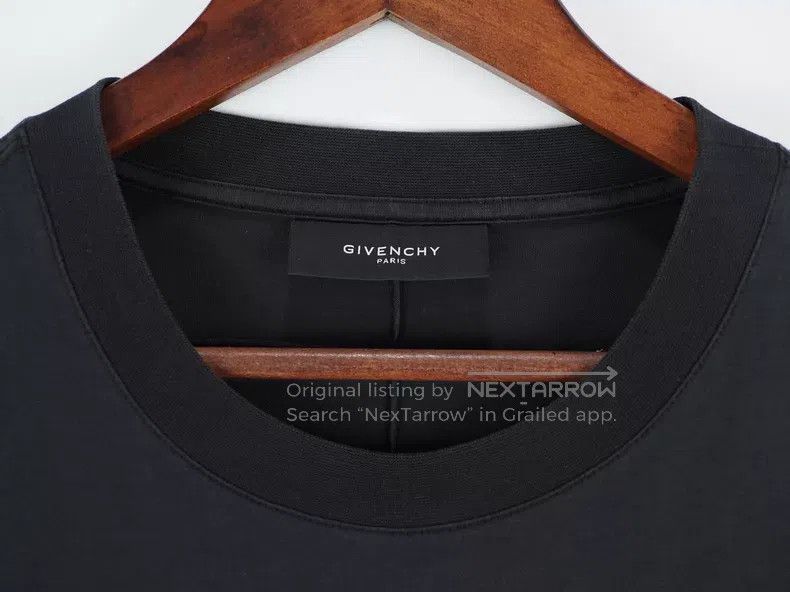 Givenchy Givenchy Black wreath nude woman short-sleeve Size L / US 10 / IT 46 - 3 Thumbnail
