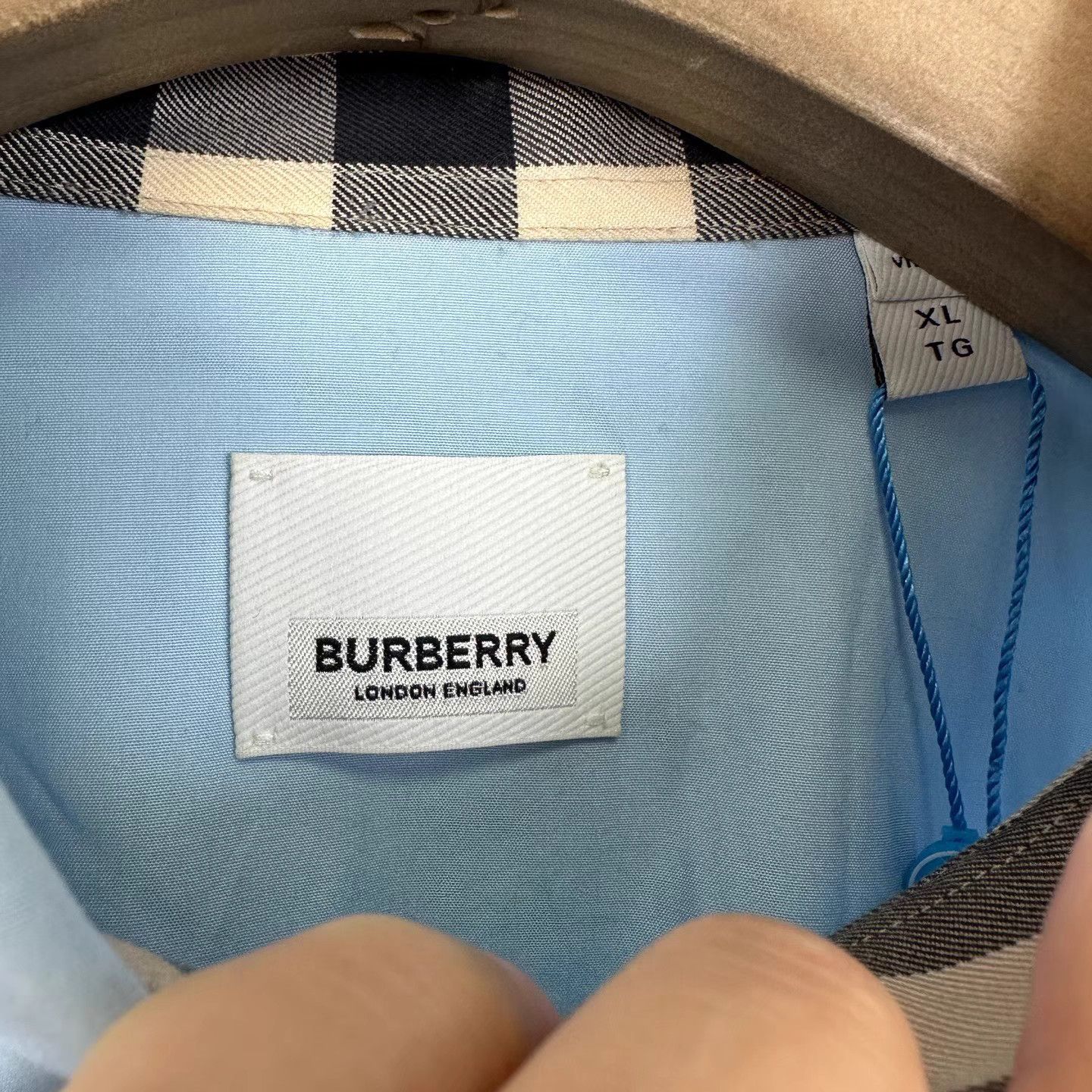 Burberry Burberry Equestrian Knight Logo Long Sleeve Shirt K12 Size US XL / EU 56 / 4 - 7 Thumbnail