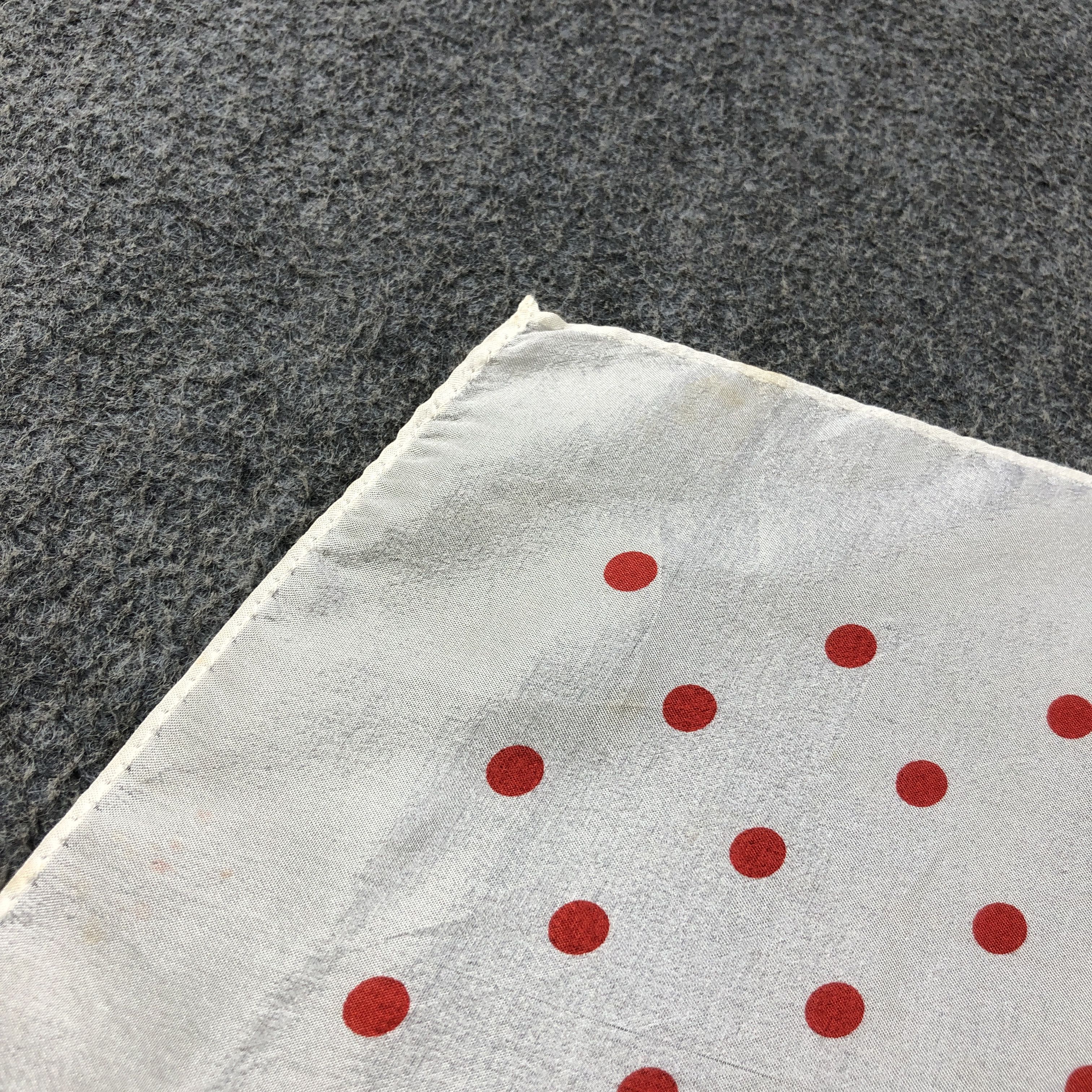 Japanese Brand Elle Polkadots Silk Scarf M1113 Size ONE SIZE - 9 Thumbnail