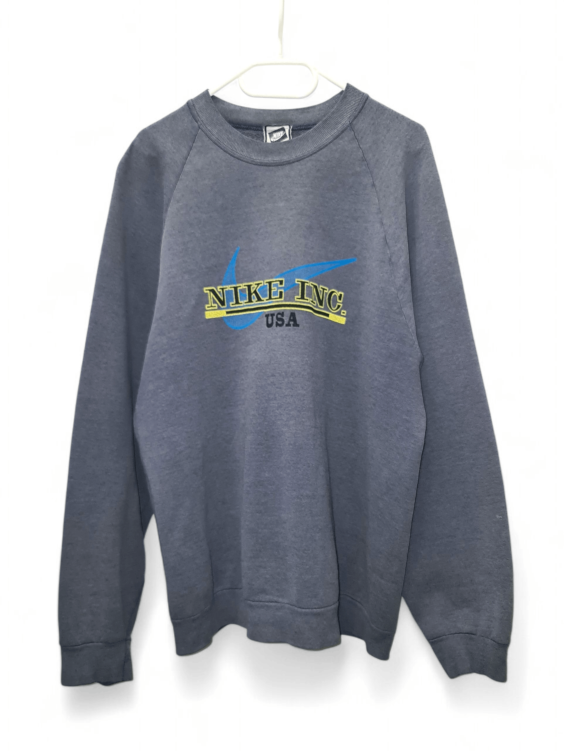 Nike 90s Vintage Nike Black Tab Y2K USA LOGO Sweatshirt Size US M / EU 48-50 / 2 - 1 Thumbnail