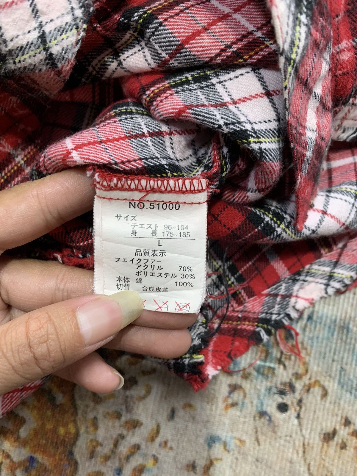 Beauty Beast IN THE ATTIC FAUX FUR DRAGON DISTRESSED BUTTON DOWN SHIRT Size US L / EU 52-54 / 3 - 4 Thumbnail