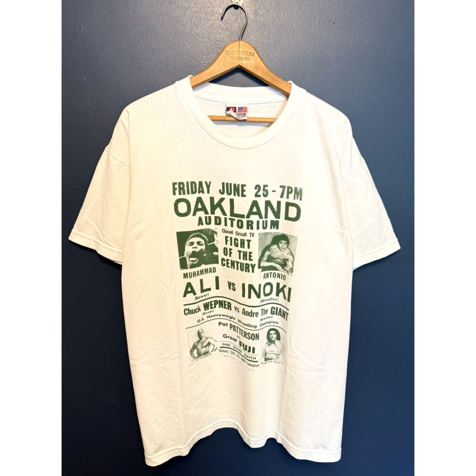 Vintage VINTAGE 90s Muhammad Ali Andre The Giant Oakland Auditorium White Tee Shirt XL Shirt Mens XL White 90s Size US XL / EU 56 / 4 - 3 Thumbnail