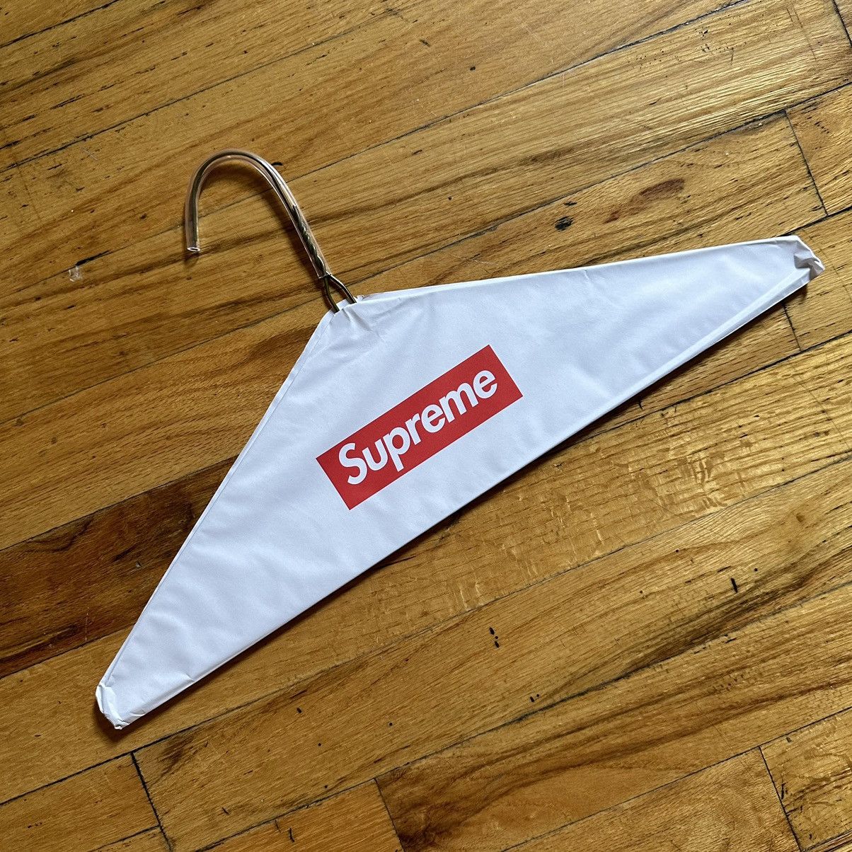 Supreme 2024 wire hanger Size ONE SIZE - 2 Thumbnail