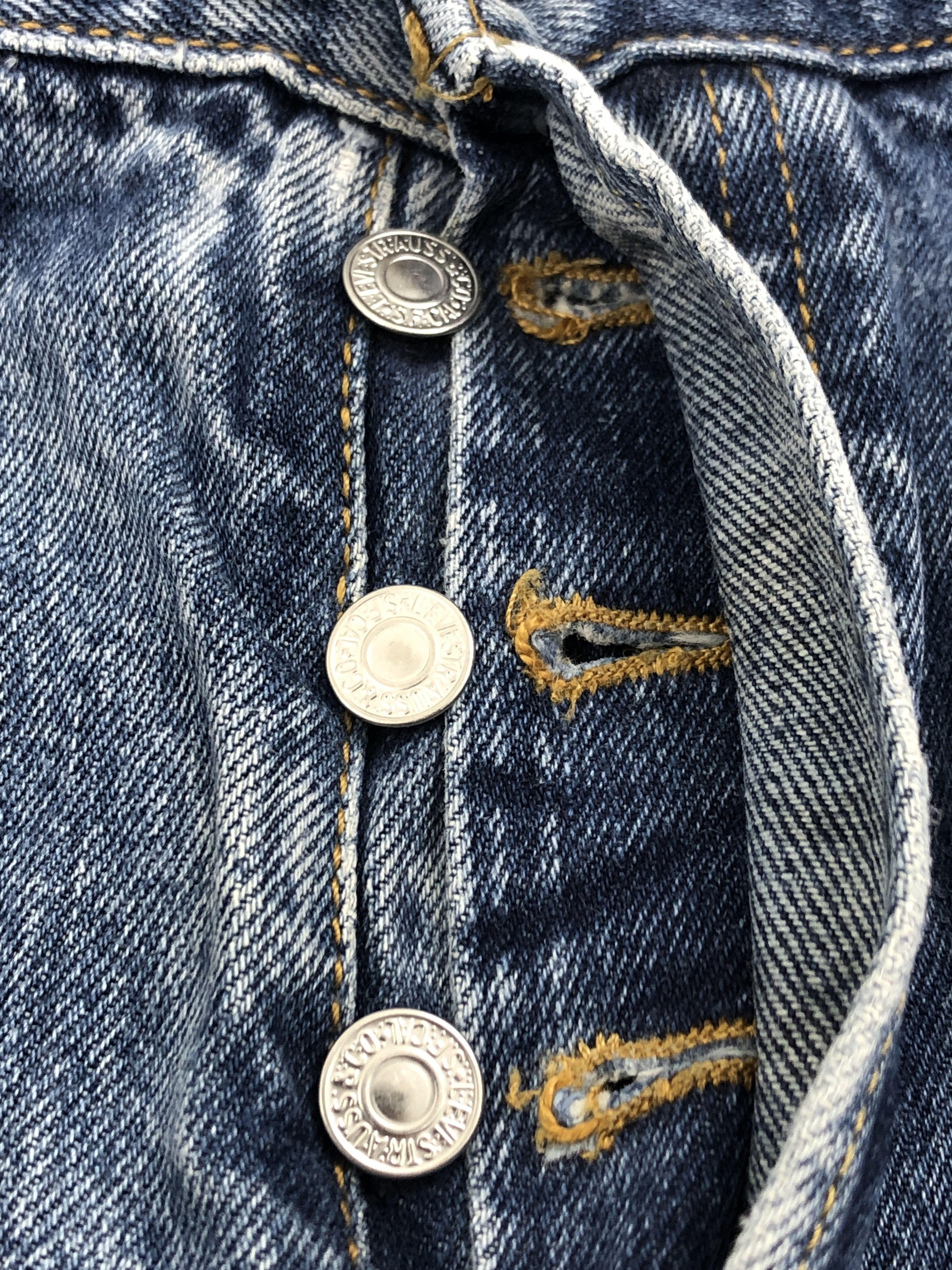 Levi's × Vintage Faded Blue Vintage 90s Levis 501 Denim Jeans Size US 35 - 12 Thumbnail