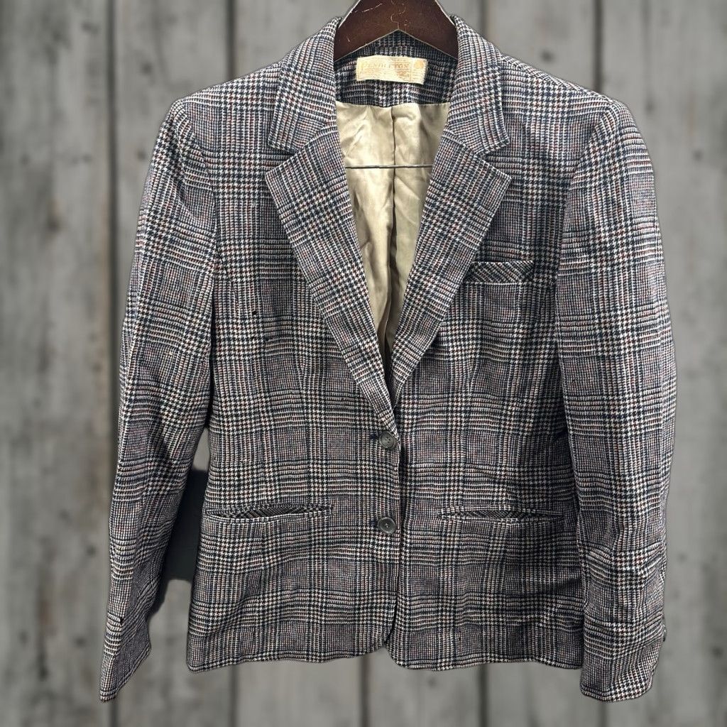Pendleton VINTAGE Pendleton Wool Blazer Jacket Women M Beige Houndstooth Preppy Vintage Wool Reading Read Blazer Women M Size M / US 6-8 / IT 42-44 - 1 Thumbnail