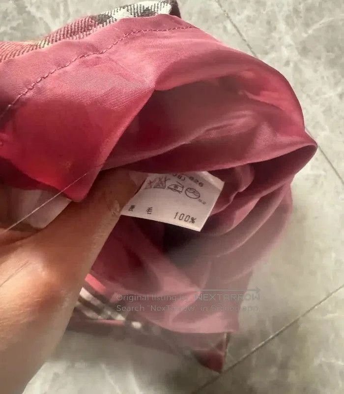Burberry Burberry Color Block Wool Mini Skirt. Size 23" - 7 Thumbnail