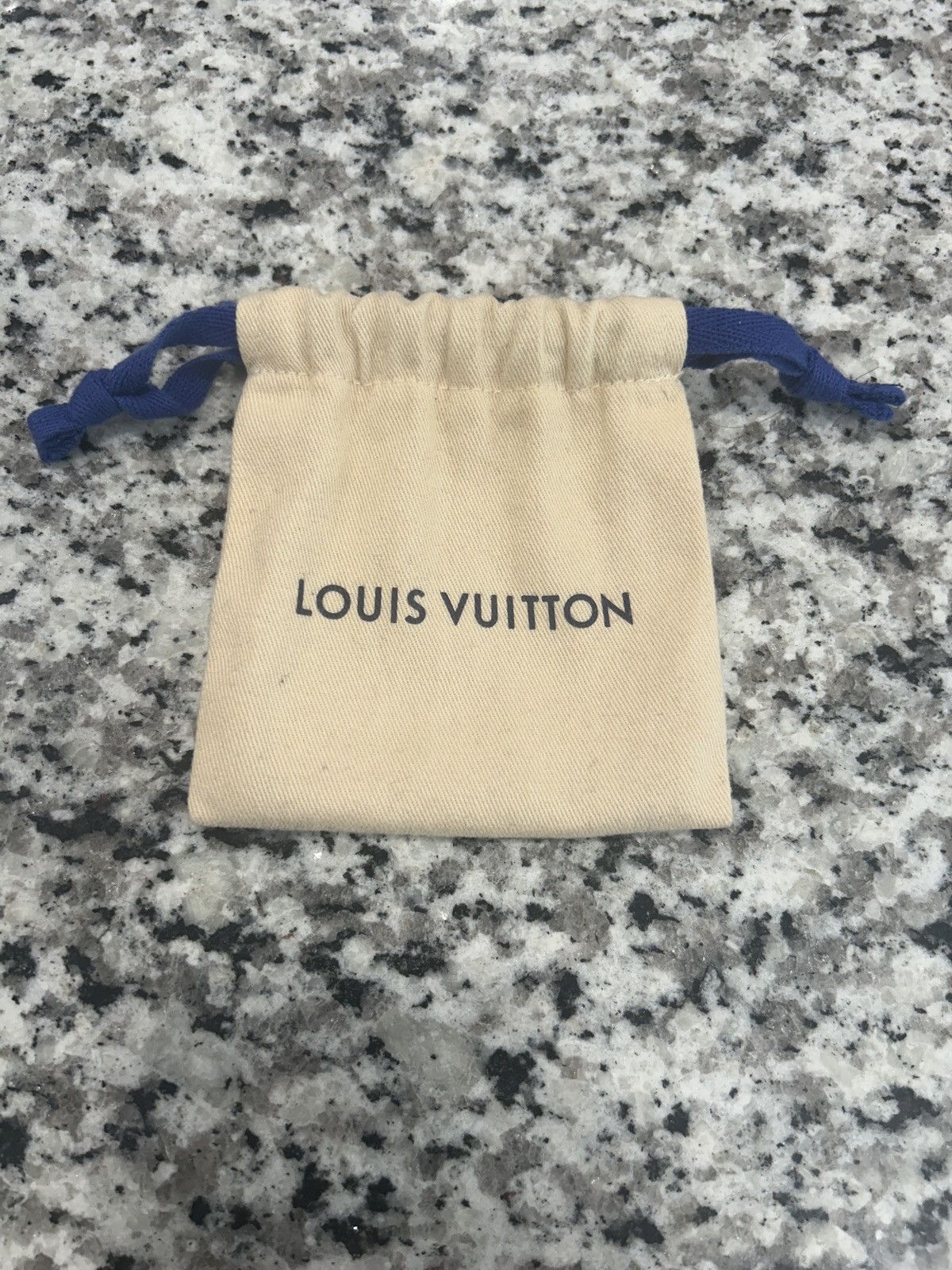 Louis Vuitton louis vuitton monogram chain M01399 Size ONE SIZE - 5 Thumbnail
