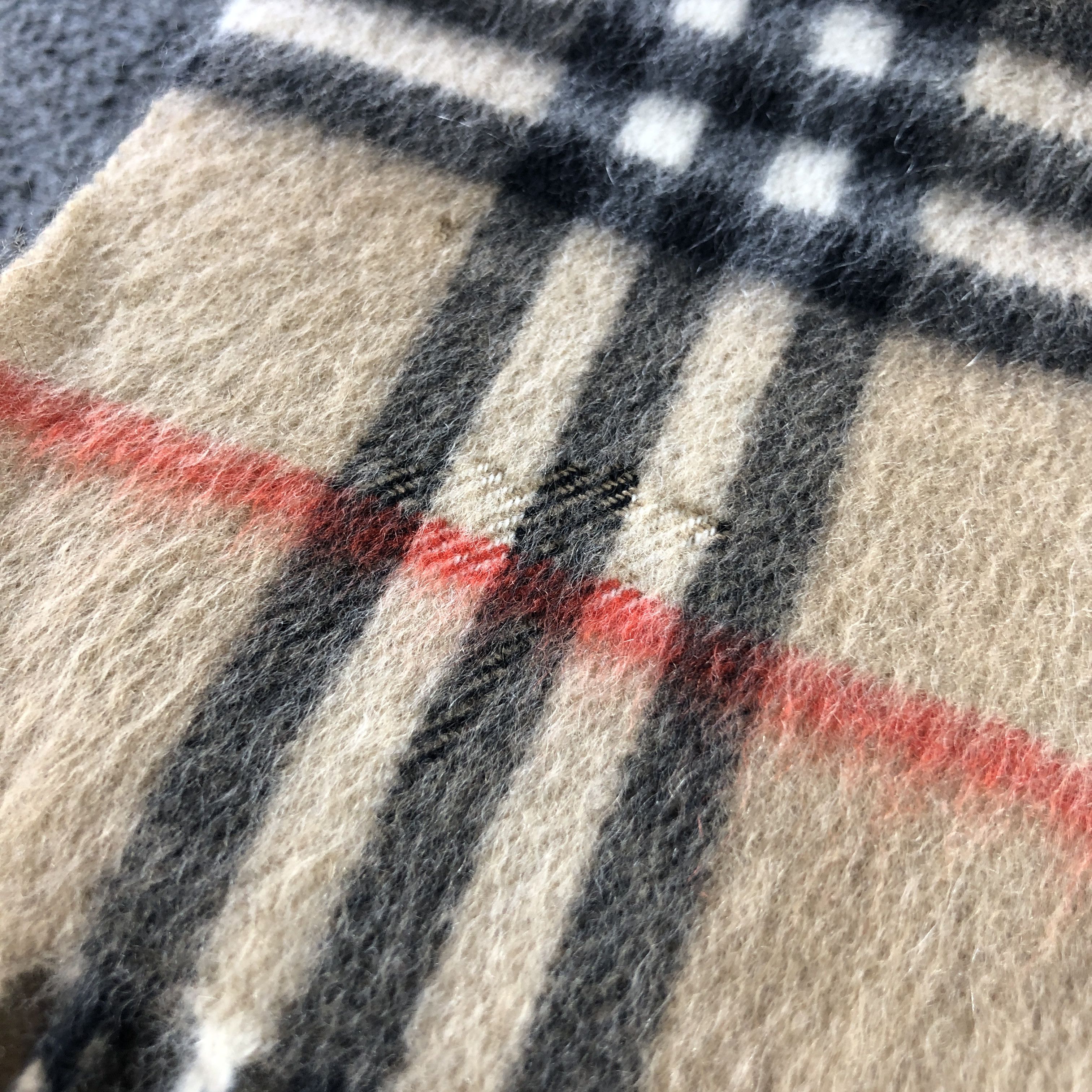 Burberry Burberry Tan Nova Check Cashmere Scarf Muffler V2853 Size ONE SIZE - 12 Thumbnail