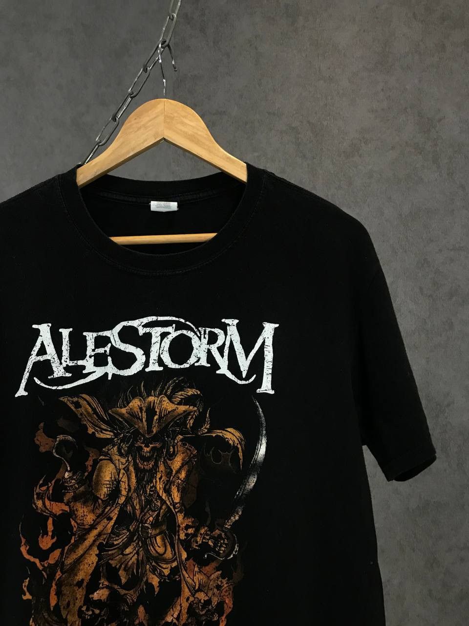 Band Tees Alestorm rock band overprinted tee Size US L / EU 52-54 / 3 - 2 Thumbnail