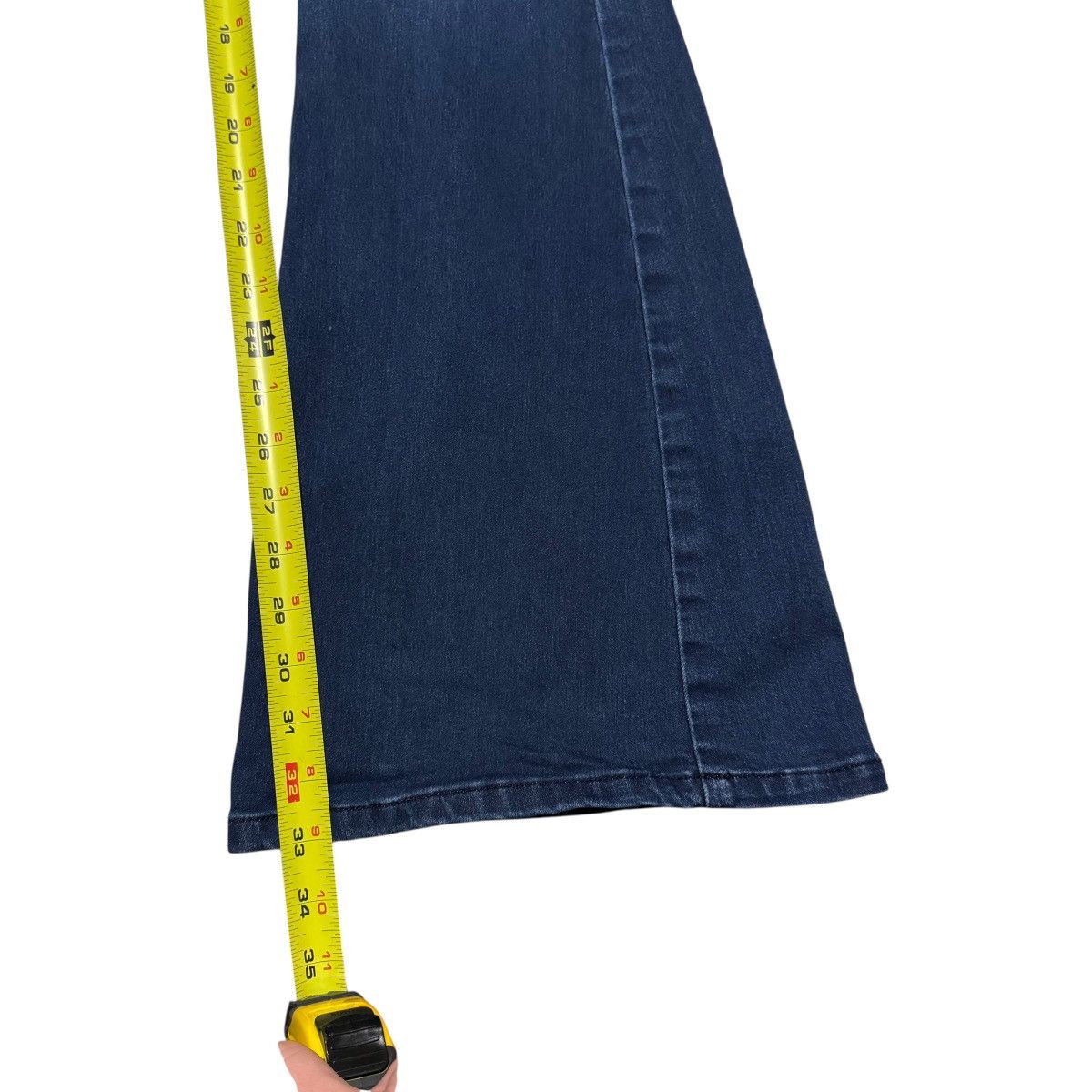 Free People Free People Flare Penny Pull On Elastic Waist Jeans 30x33 Size 30" / US 8 / IT 44 - 8 Thumbnail