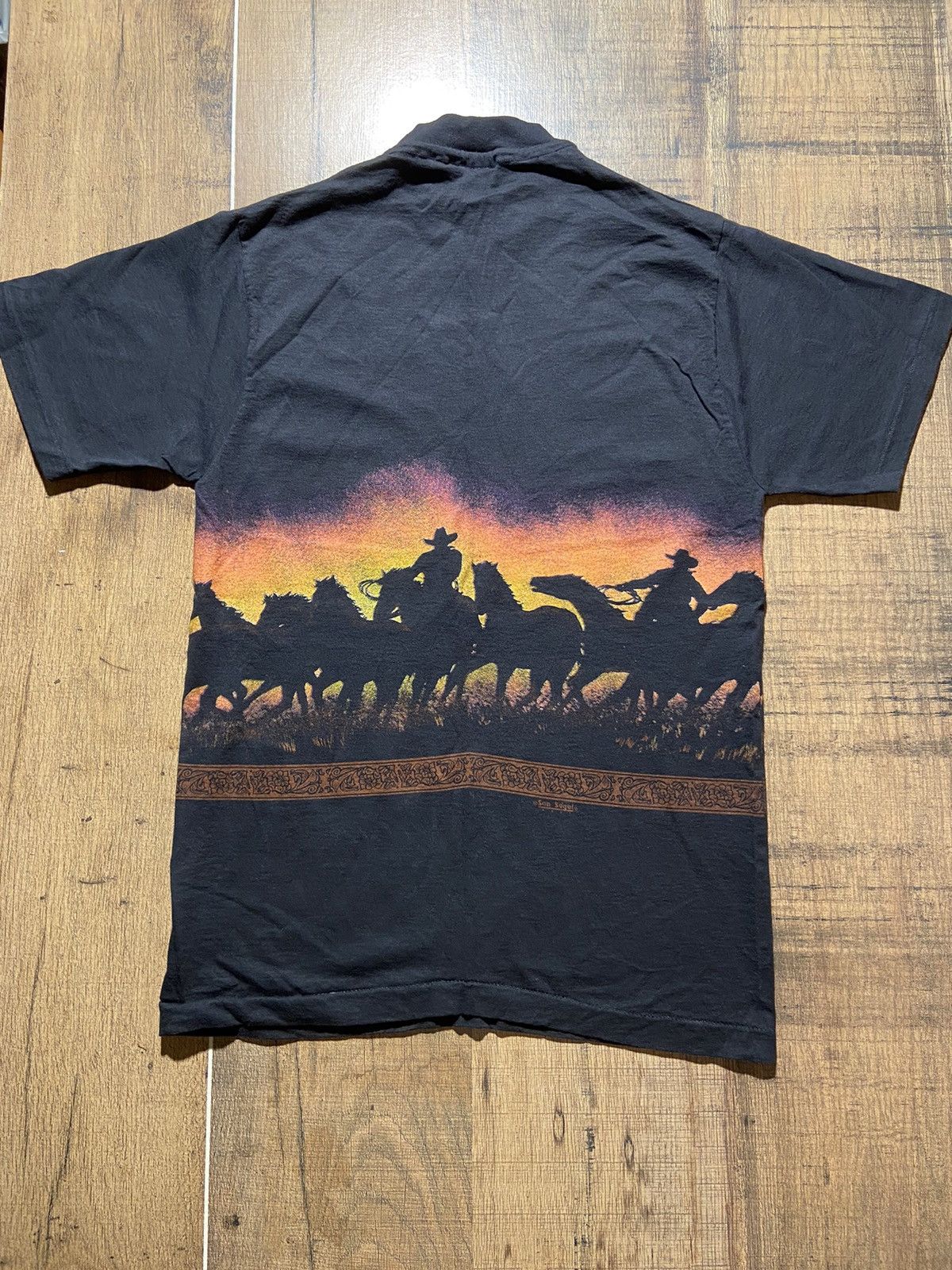 Anvil Vintage 1991 western cowboy sunset tee Size US L / EU 52-54 / 3 - 8 Thumbnail