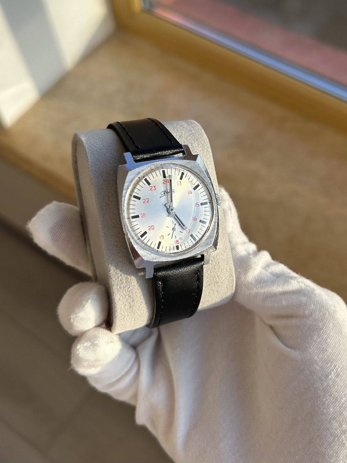 Vintage Vintage Watch Zim Mechanical Authentic 1980s Size ONE SIZE - 2 Thumbnail