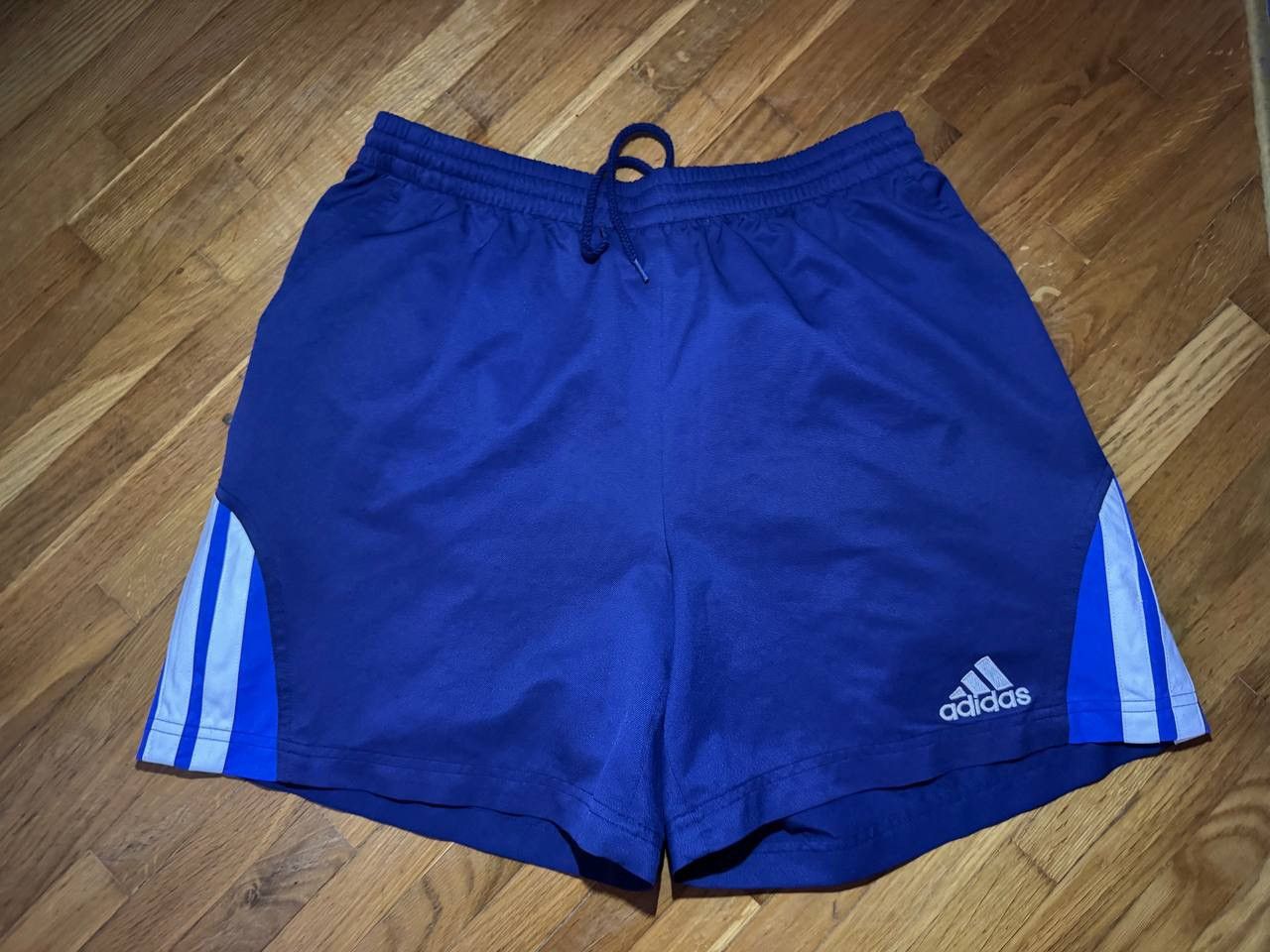 Adidas Adidas sport vintage logo shorts Size US 36 / EU 52 - 1 Thumbnail