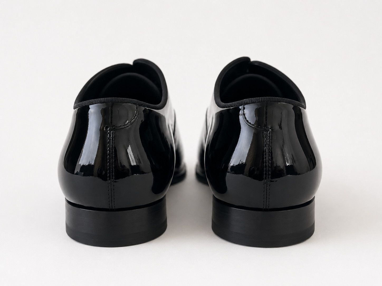 Suitsupply SuitSupply Black Tuxedo Oxford — Patent Leather | Dead Stock Size US 9 / EU 42 - 8 Thumbnail