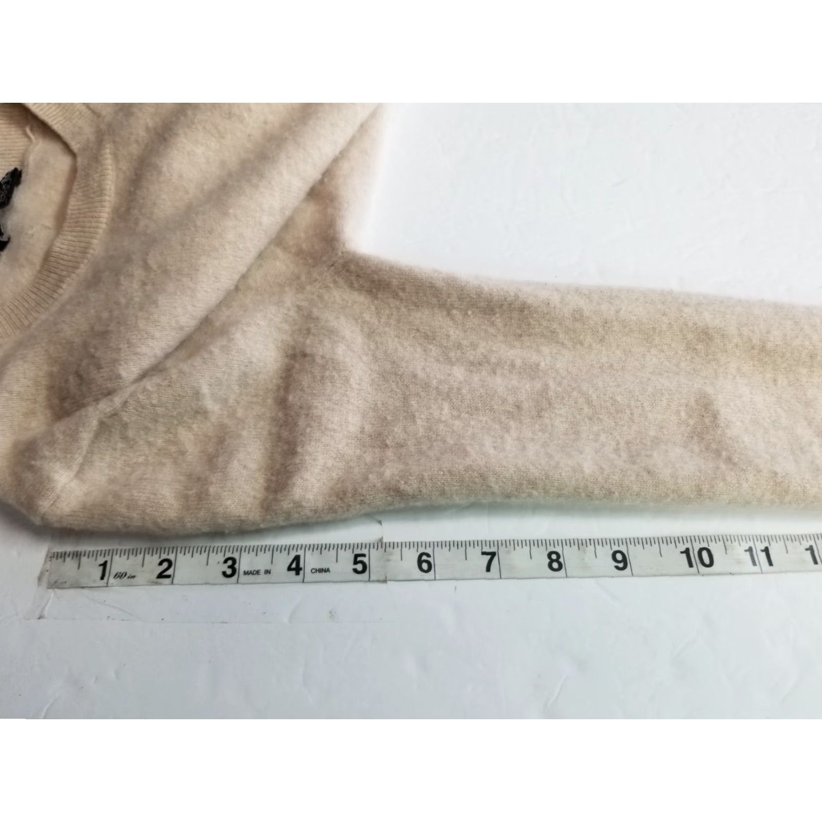 Vintage Hilary Radley Womens Sweater Beige Long Sleeve Crew Neck Cashmere Pullover XS Size XS / US 0-2 / IT 36-38 - 6 Thumbnail
