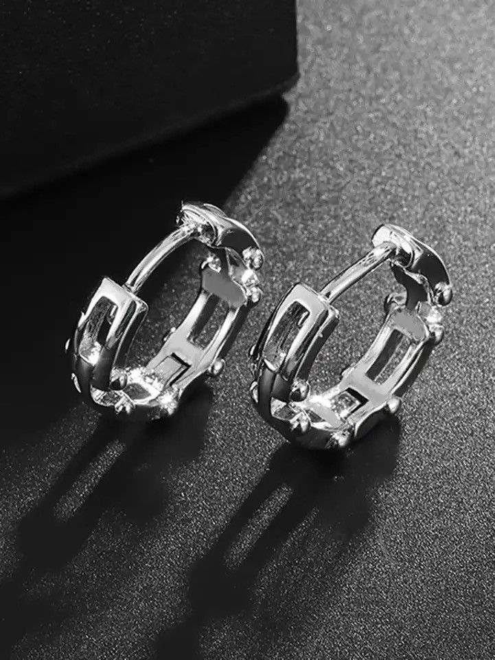 Designer × Jewelry Simple Round Irregular Geometric Hoop Earrings Size ONE SIZE - 2 Thumbnail