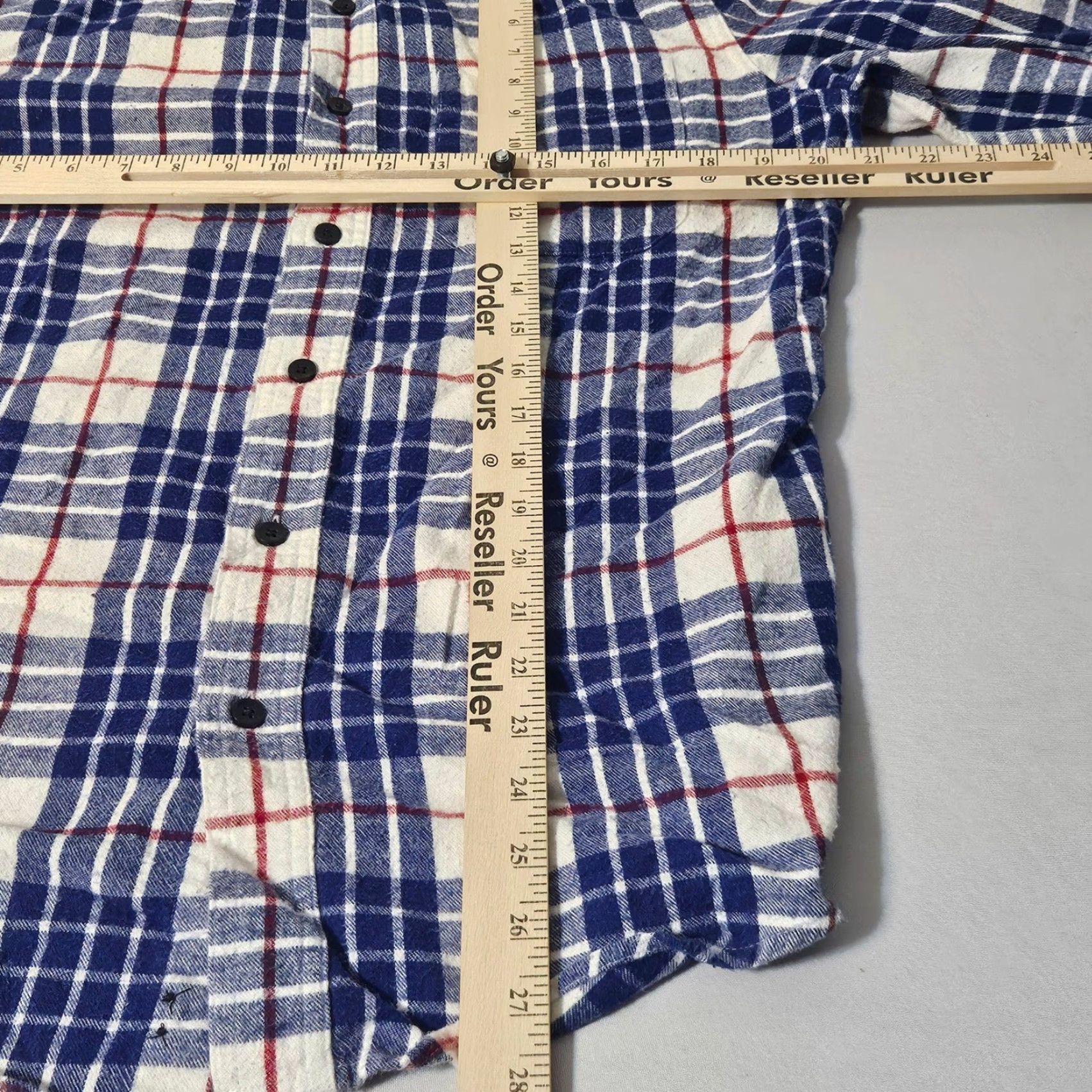 Vintage LL Bean Mens Plaid Flannel Button Shirt Long Sleeve M gray Blue Plaid Button-Down Collar Casual Fall Winter Mens Size US M / EU 48-50 / 2 - 4 Thumbnail