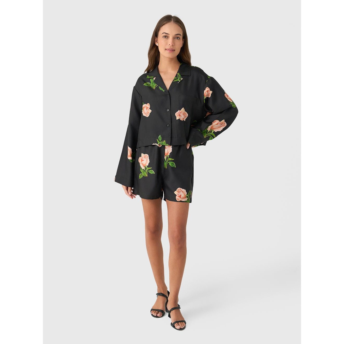 Nanushka Nanushka Dylla Silk Floral Relaxed Fit Shorts With Drawstrin Size 27" / US 4 / IT 40 - 7 Thumbnail