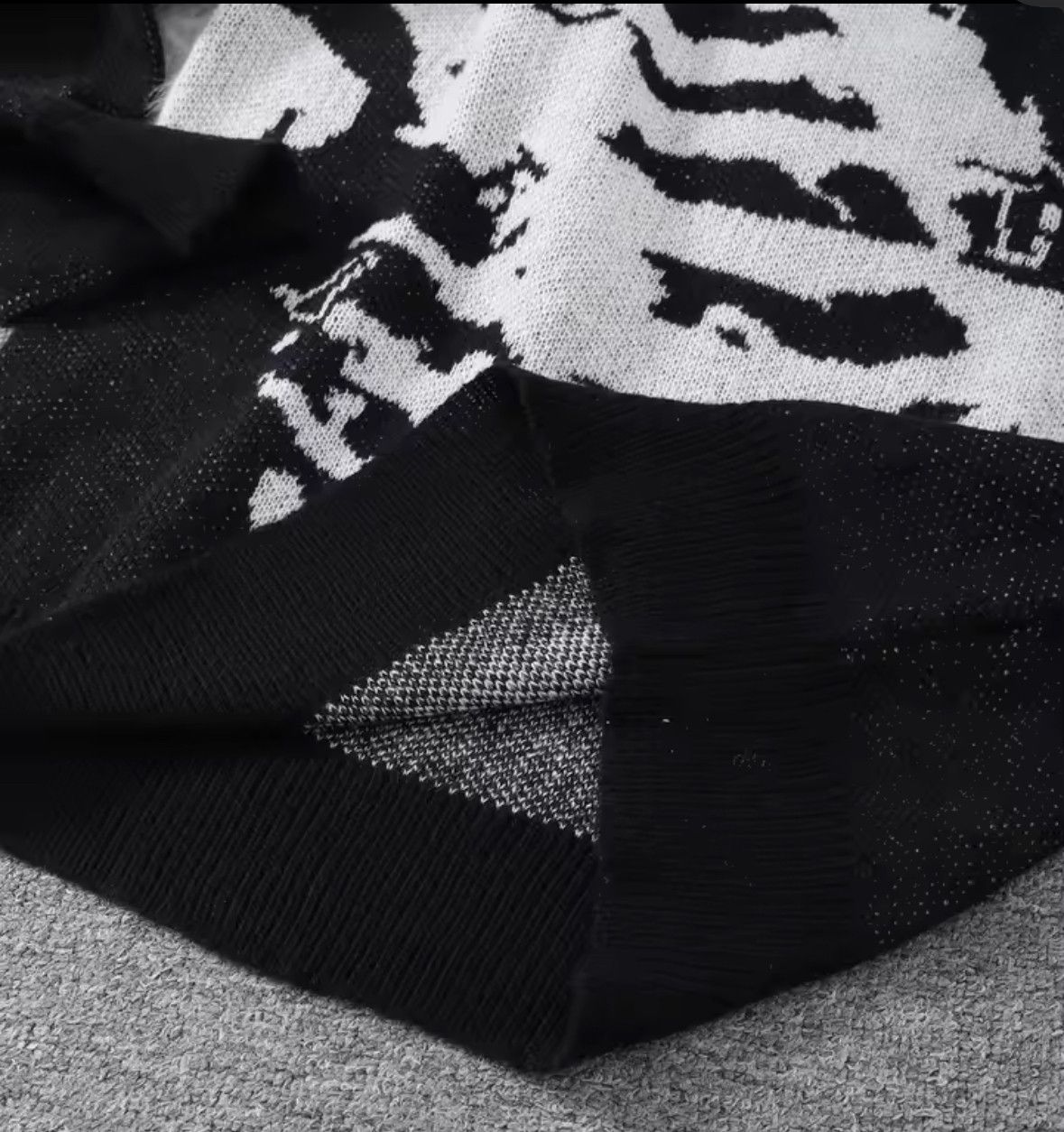 Japanese Brand Dinosaur Skeleton Sweater Jacquard Knitted Sweatshirt Size US XXL / EU 58 / 5 - 5 Thumbnail