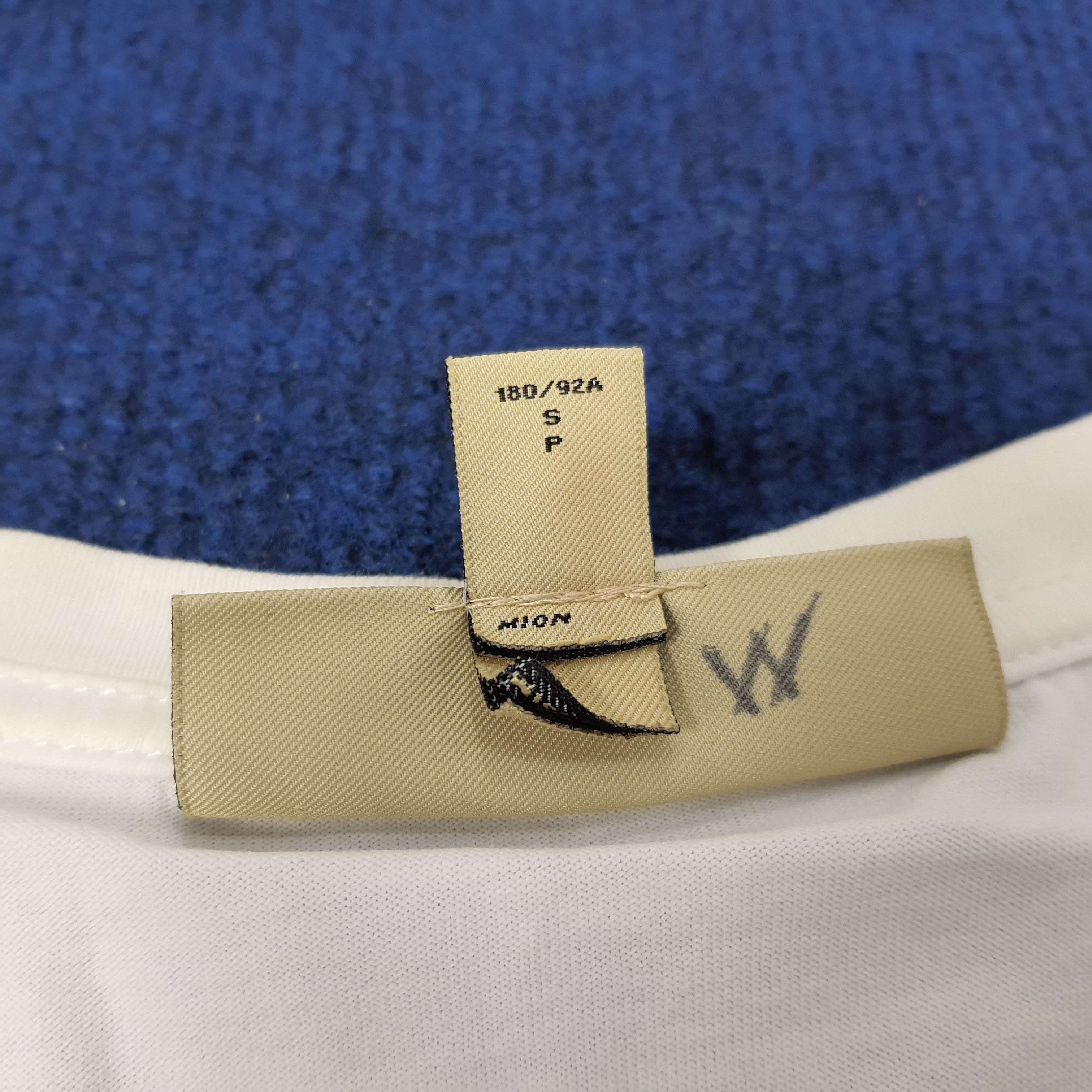 Burberry × Vintage Vintage Burberry London Custom Logo T-shirt Size US M / EU 48-50 / 2 - 7 Thumbnail