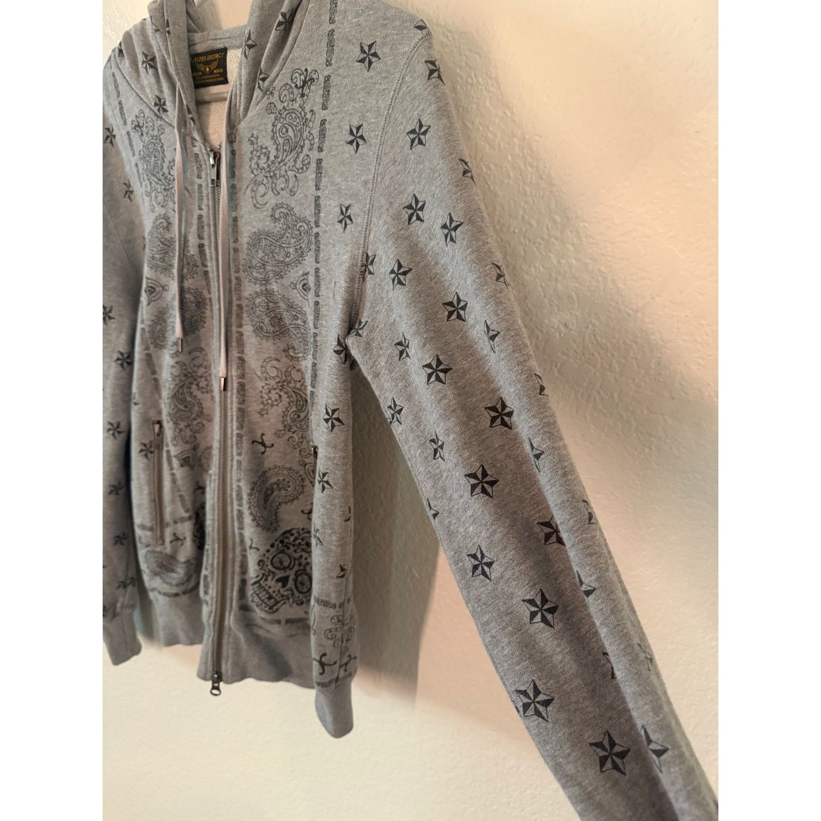 Japanese Brand 291295 District Zip Hoodie Bandana Print Gray Size US M / EU 48-50 / 2 - 3 Thumbnail