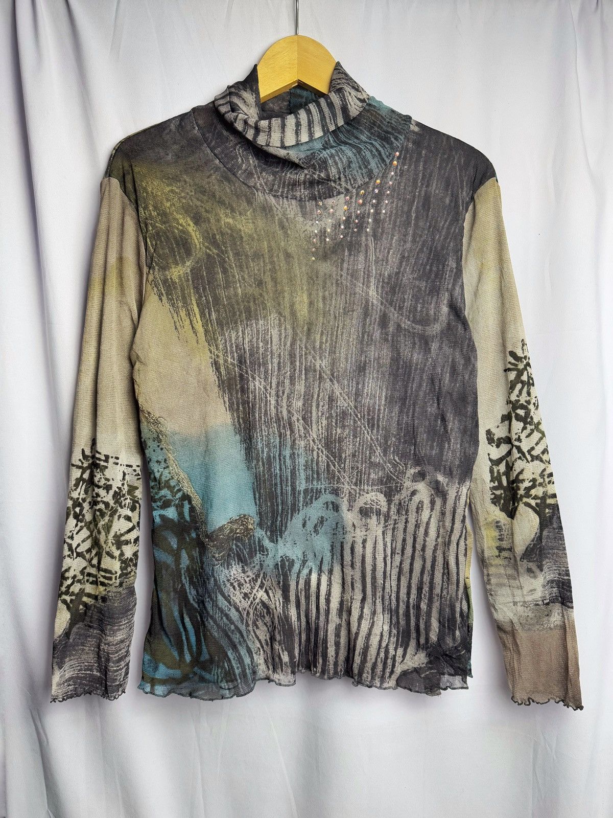 If Six Was Nine Layared Mesh top japanese jpg style Size US S / EU 44-46 / 1 - 1 Thumbnail
