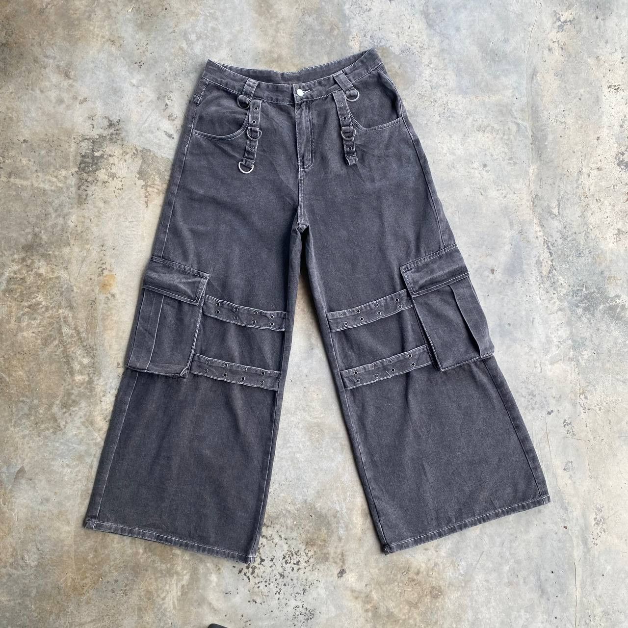 JNCO × Tripp NYC × Vintage ROMWE SUPER BAGGY RAVER PANT DENIM CARGO FADED BLACK Size US 32 / EU 48 - 4 Thumbnail