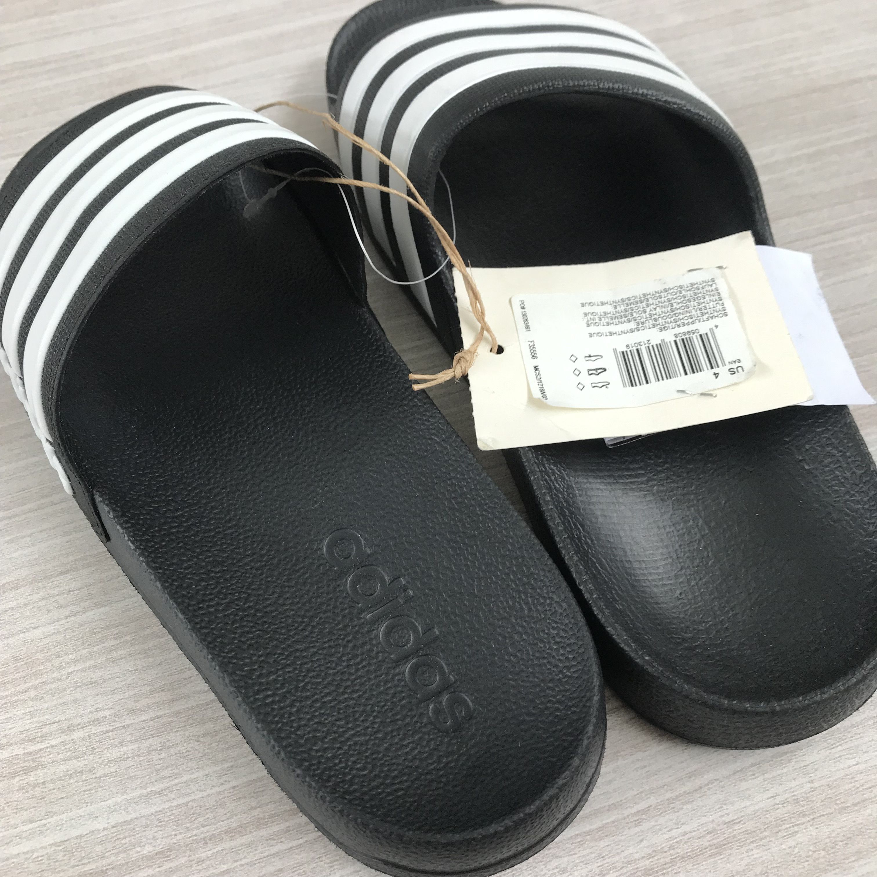 Adidas Adidas Adilette Sandals Slide black white Stripe Size 4uk Size US 4 / IT 34 - 6 Thumbnail