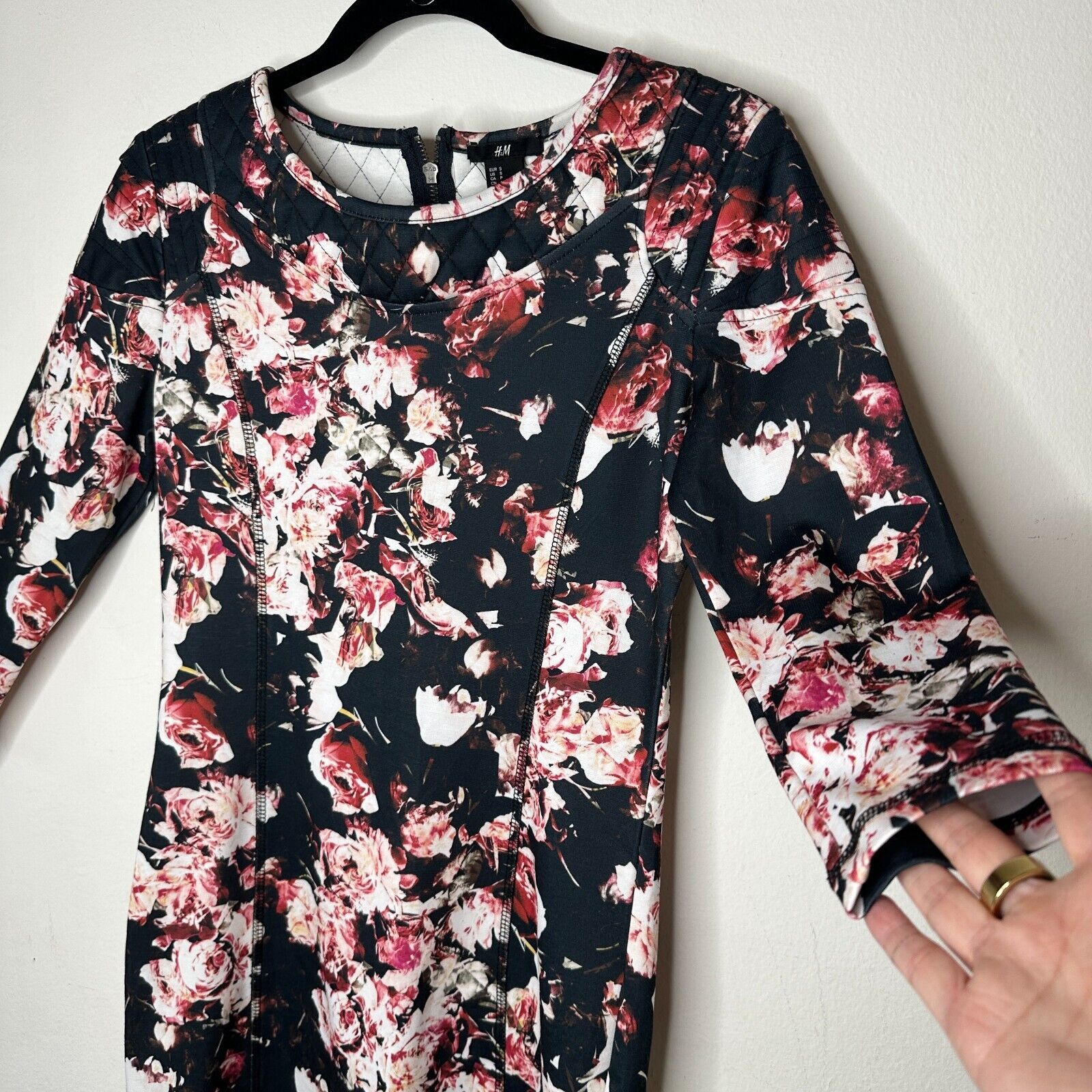 H&M H&M Black Floral 3/4 Sleeve Dress Quilted At Shoulders Zip S Size S / US 4 / IT 40 - 3 Thumbnail