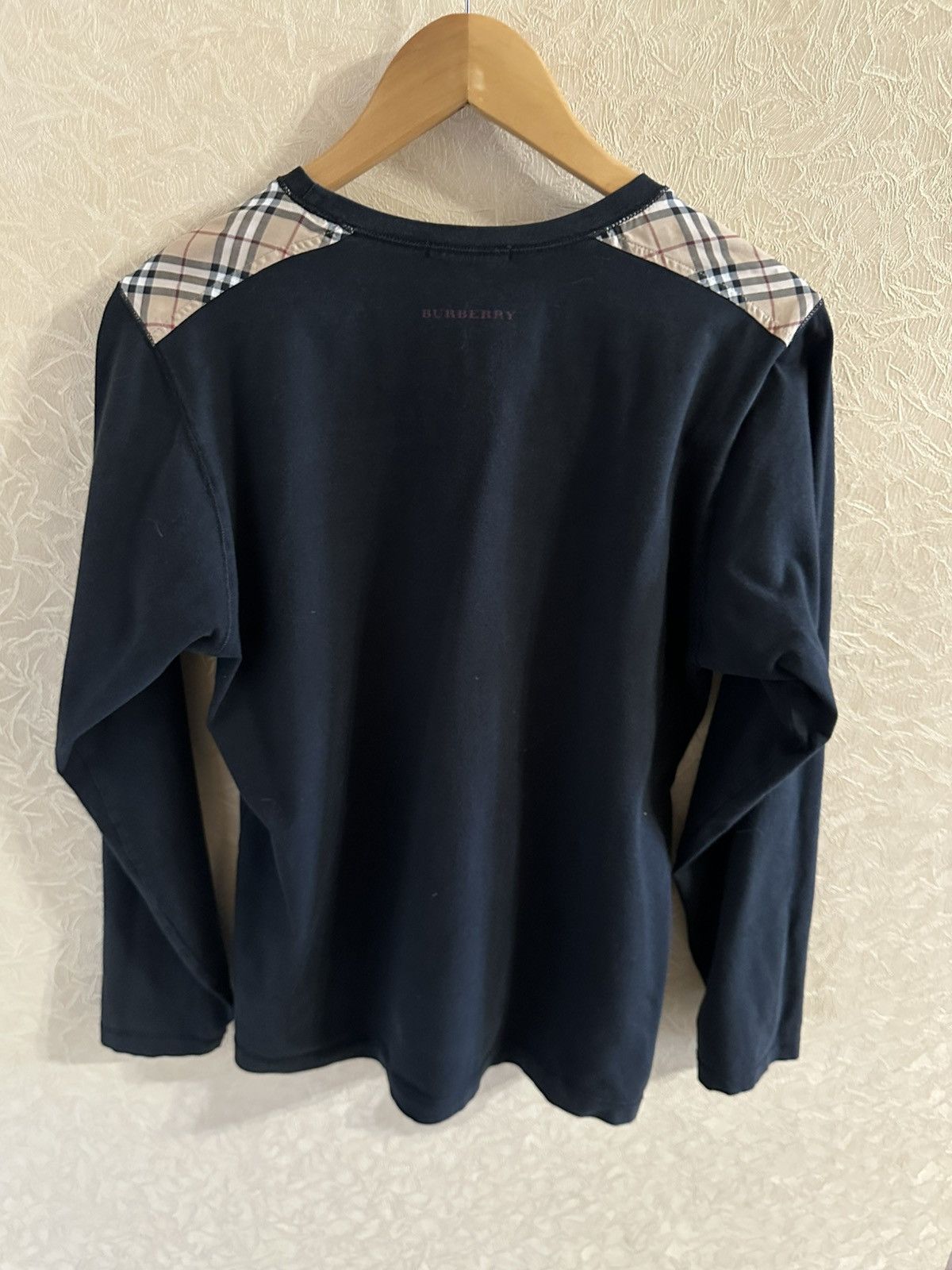 Burberry Burberry t shirt size M vintage Size US M / EU 48-50 / 2 - 1 Thumbnail