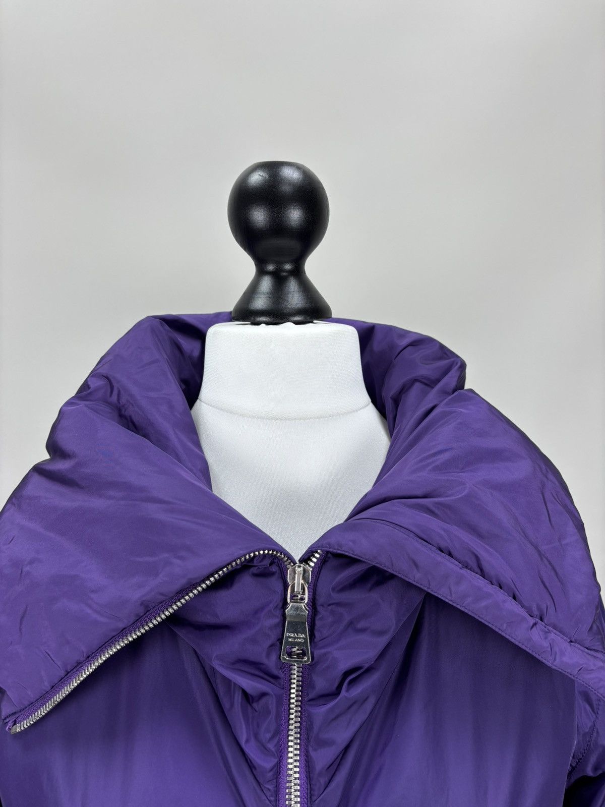 Prada Womens jacket PRADA Size 42 Color Purple Size M / US 6-8 / IT 42-44 - 4 Thumbnail