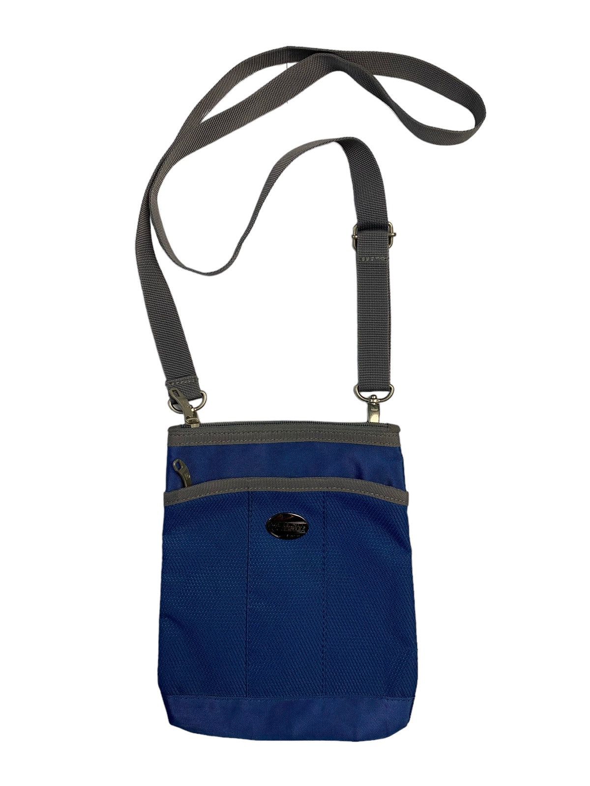 American Apparel × Vintage 👍 VINTAGE travel sling bag Size ONE SIZE - 1 Thumbnail