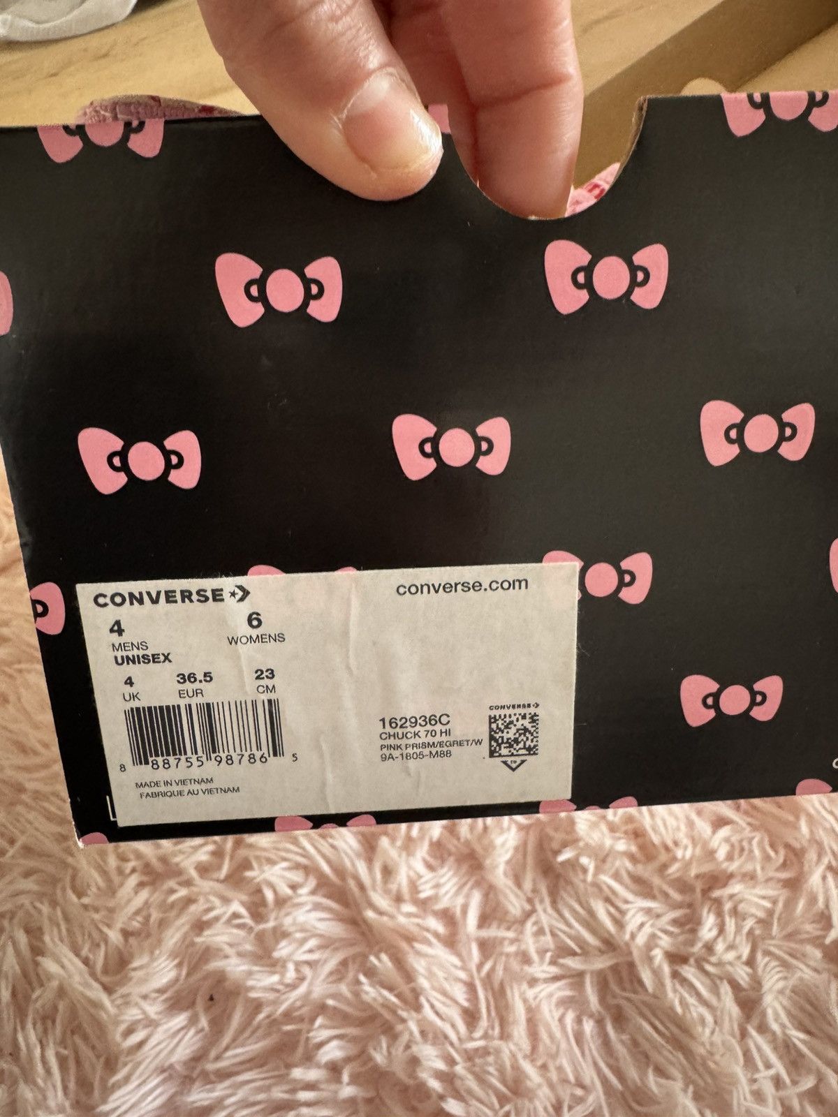 Converse Hello kitty converse new in box Size US 6 / IT 36 - 11 Thumbnail