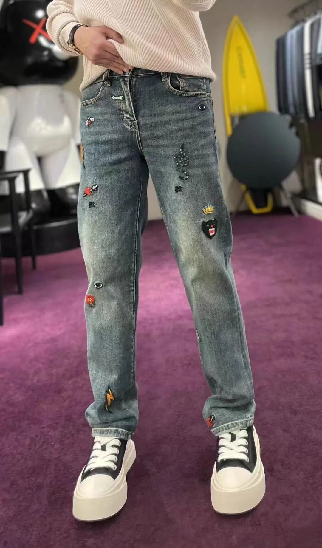 Gucci Gucci 36 Embroidered Unique Jeans (Spring/Fall) Size US 36 / EU 52 - 7 Thumbnail